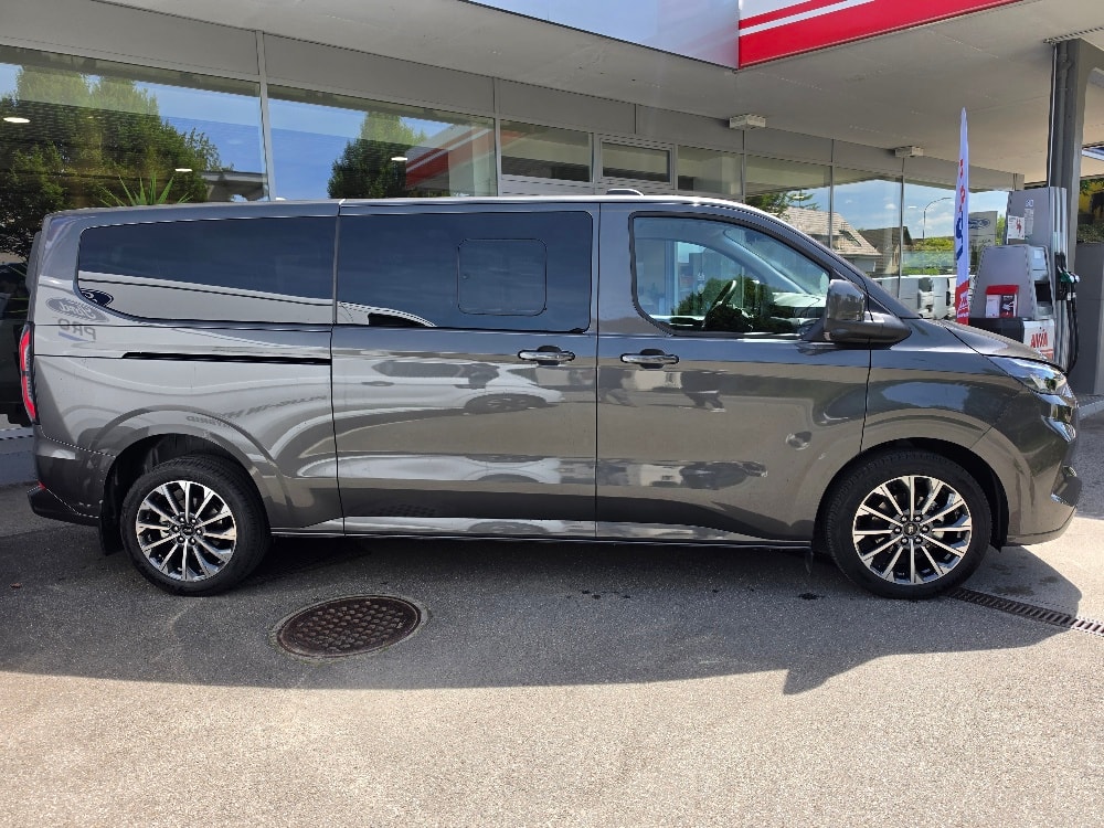 FORD Tourneo Bus 320 L2H1 TitaniumX Automat-image-5