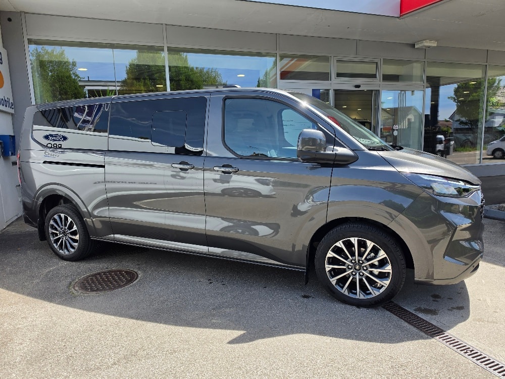 FORD Tourneo Bus 320 L2H1 TitaniumX Automat-image-4