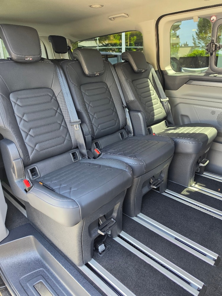 FORD Tourneo Bus 320 L2H1 TitaniumX Automat-image-9