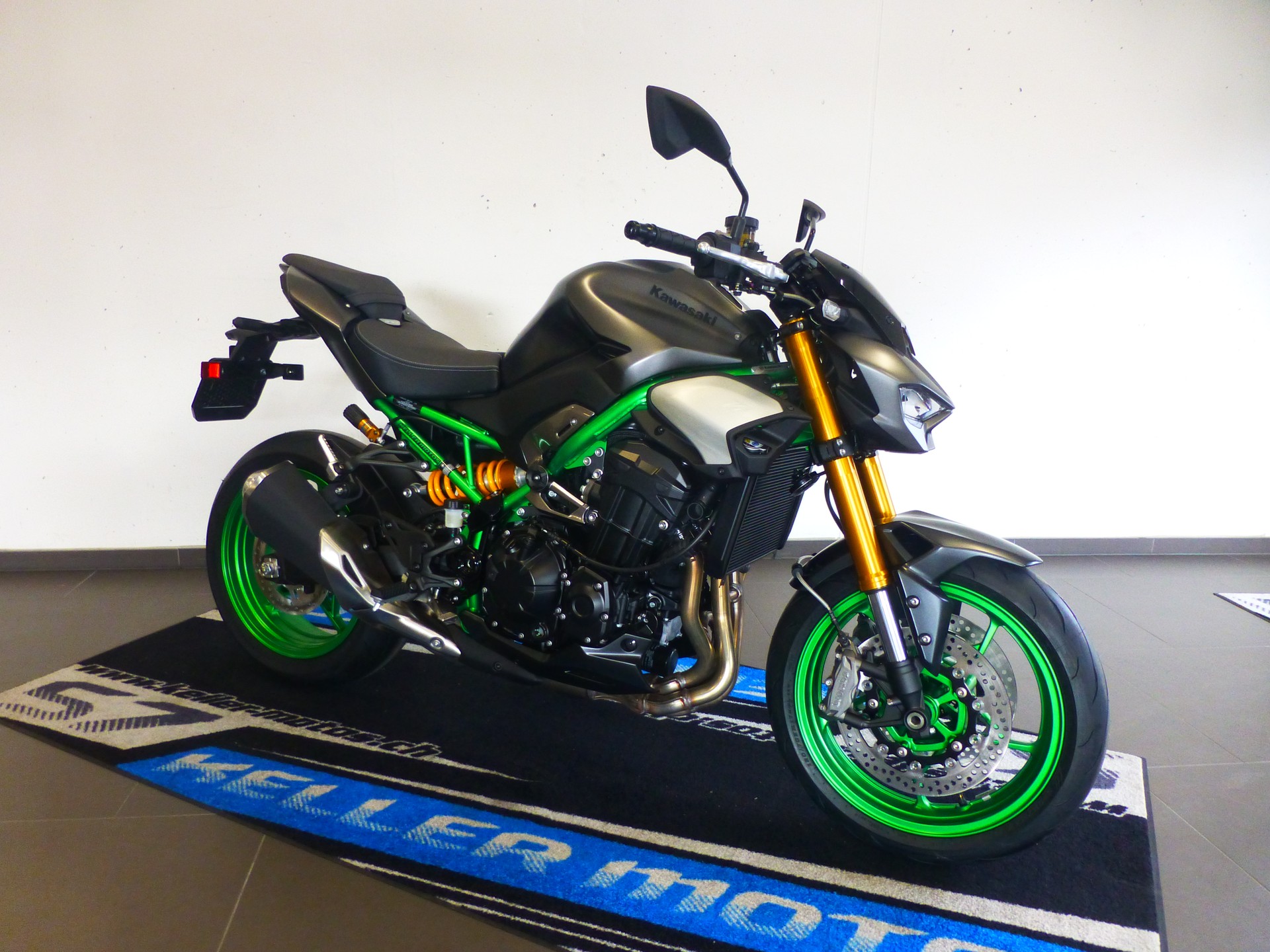KAWASAKI Z 900 SE-image-2