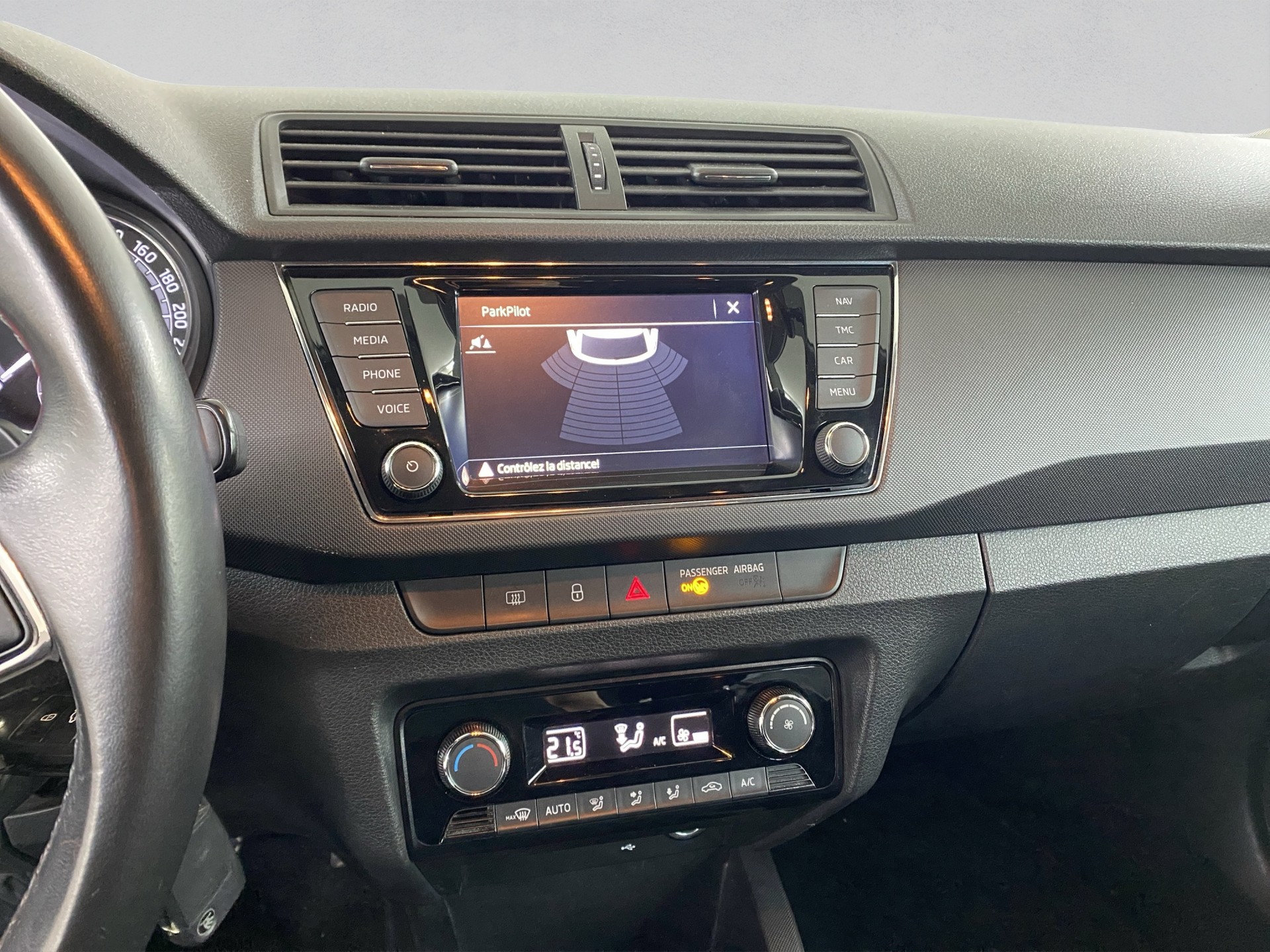 SKODA Fabia Combi 1.0 TSI Ambition DSG-image-10