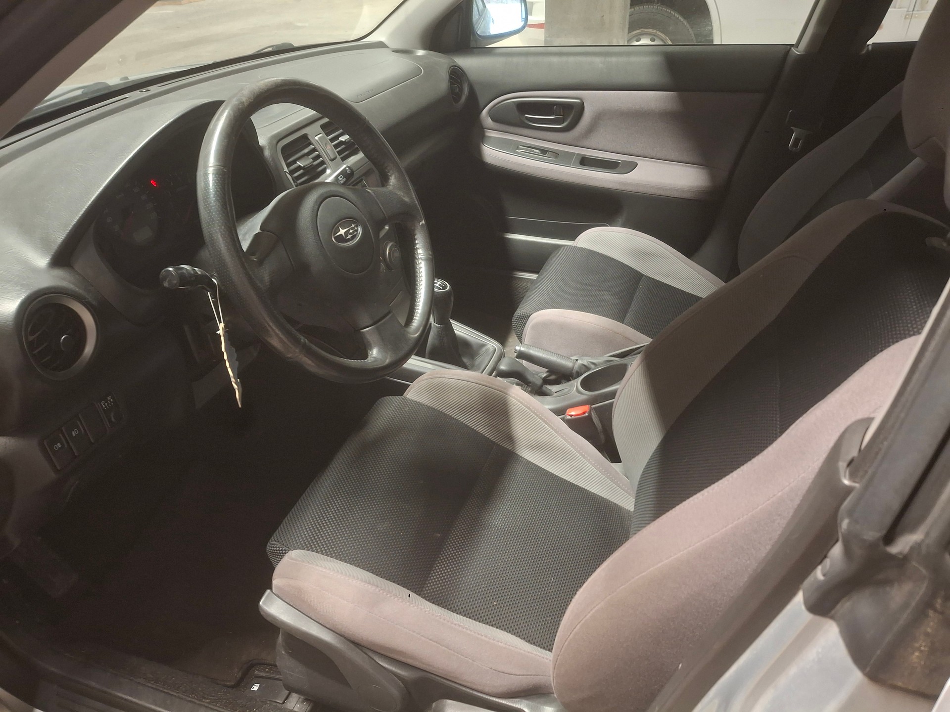 SUBARU Impreza 2.0R Swiss-image-4