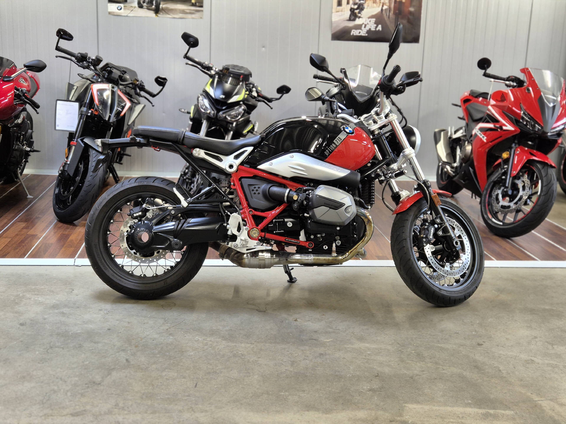 BMW R nineT Pure A2-image-5