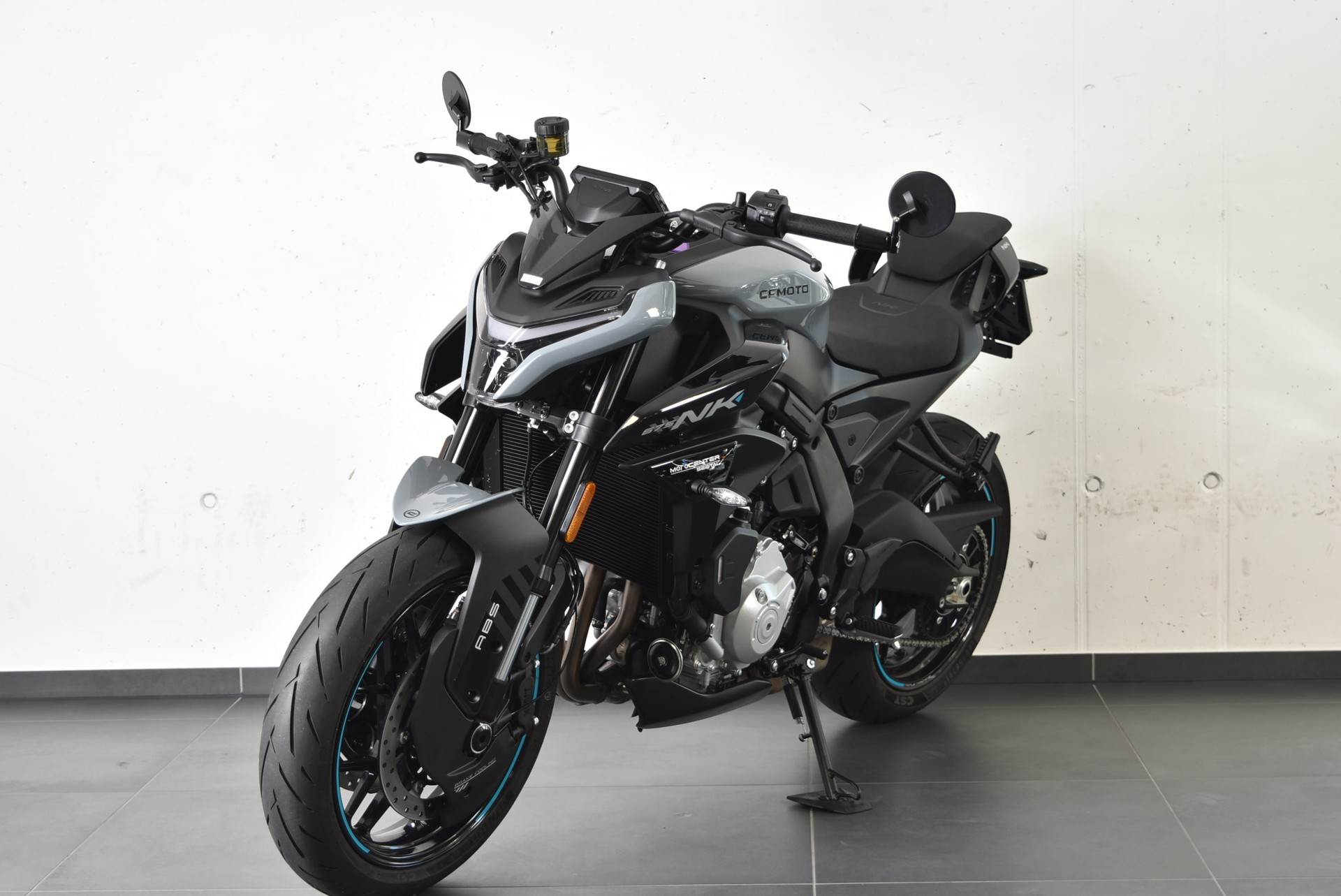 CF MOTO 675 NK-image-1