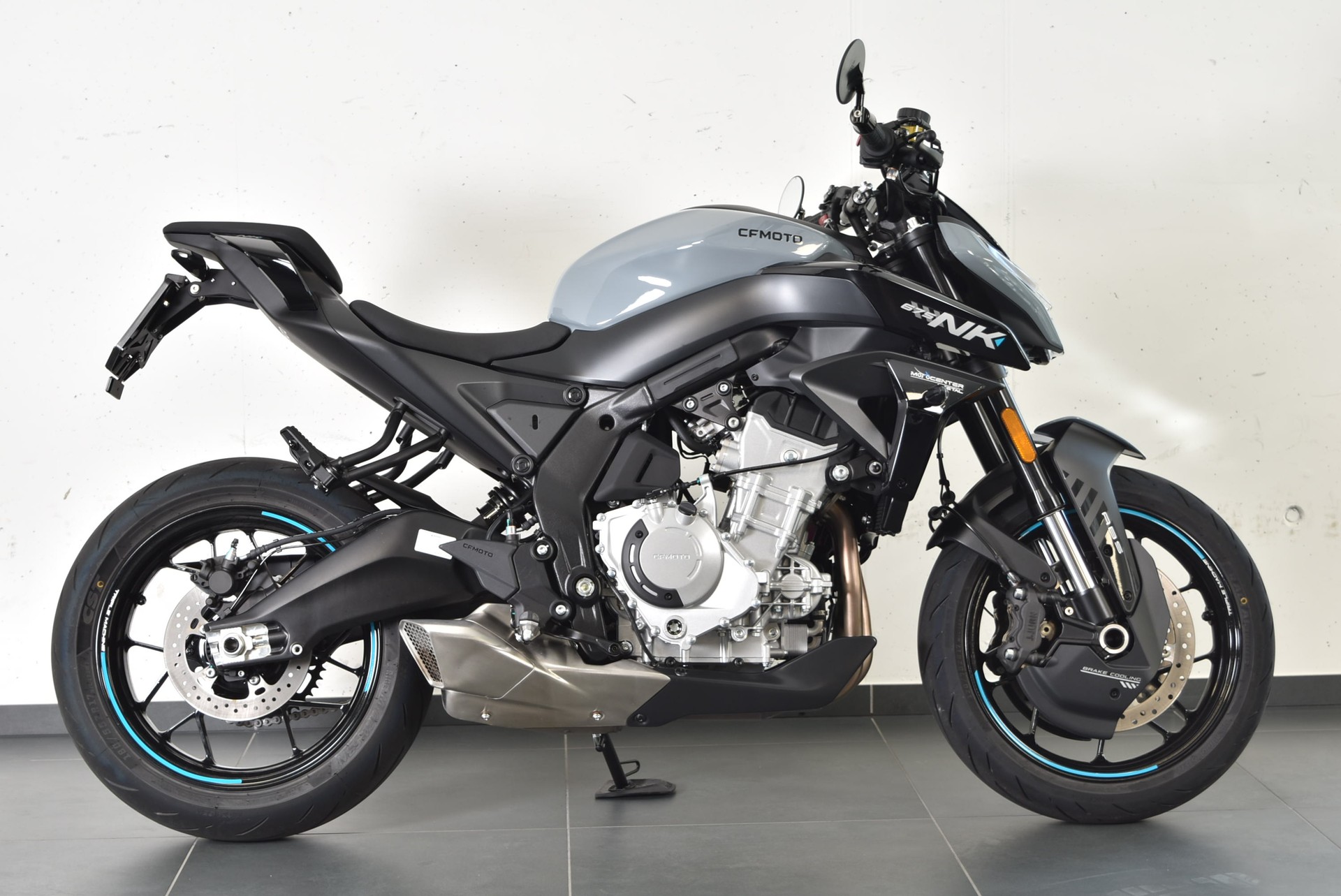 CF MOTO 675 NK-image-3