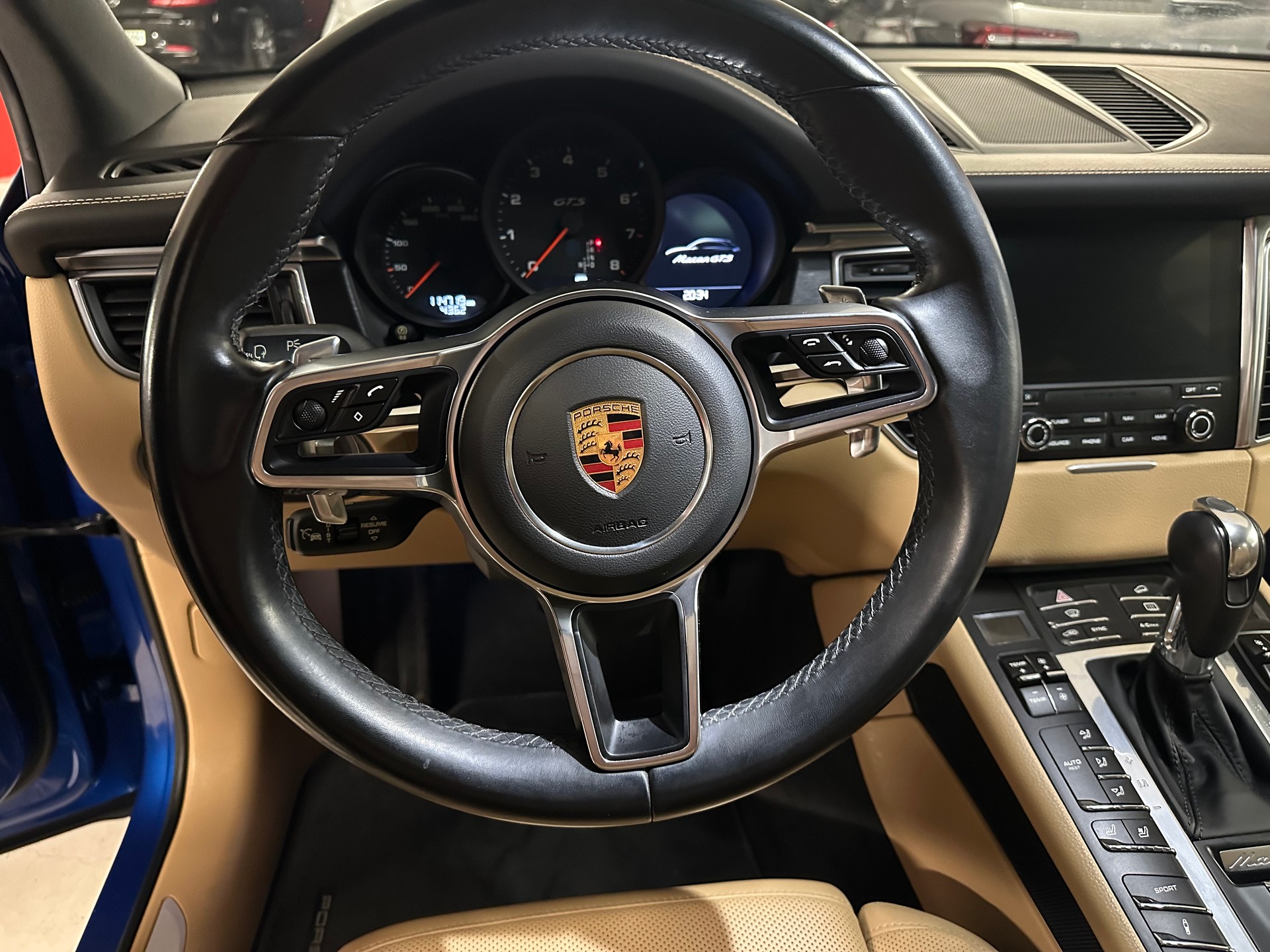 PORSCHE Macan GTS PDK PANO LUFTFAHRWERK 18 FACH SPORTSITZE VOLLLEDER 360 KAMERA BOSE SOUND NATURLEDER-image-14