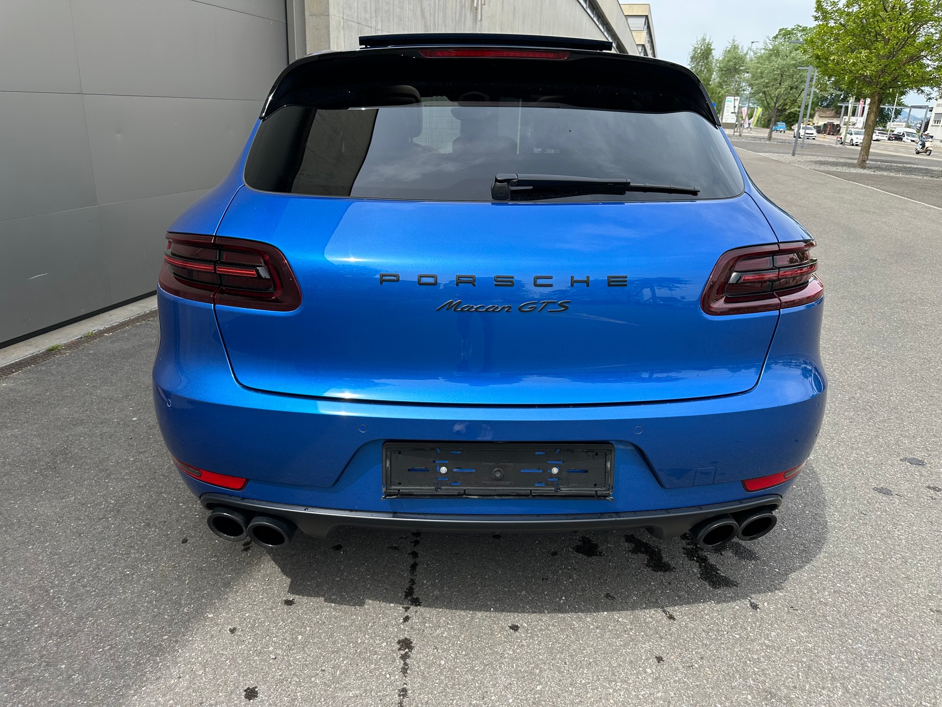 PORSCHE Macan GTS PDK PANO LUFTFAHRWERK 18 FACH SPORTSITZE VOLLLEDER 360 KAMERA BOSE SOUND NATURLEDER-image-8