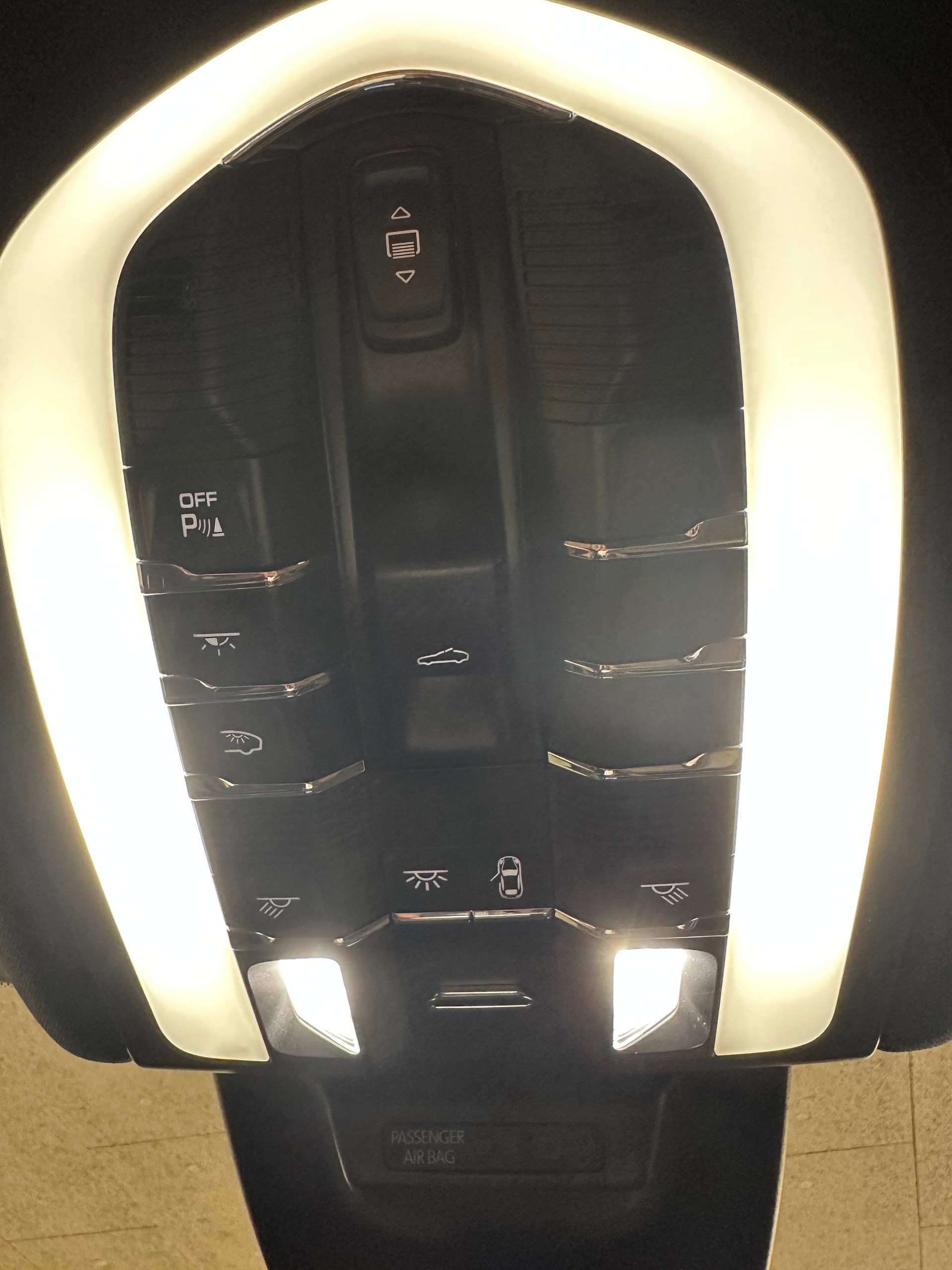 PORSCHE Macan GTS PDK PANO LUFTFAHRWERK 18 FACH SPORTSITZE VOLLLEDER 360 KAMERA BOSE SOUND NATURLEDER-image-31
