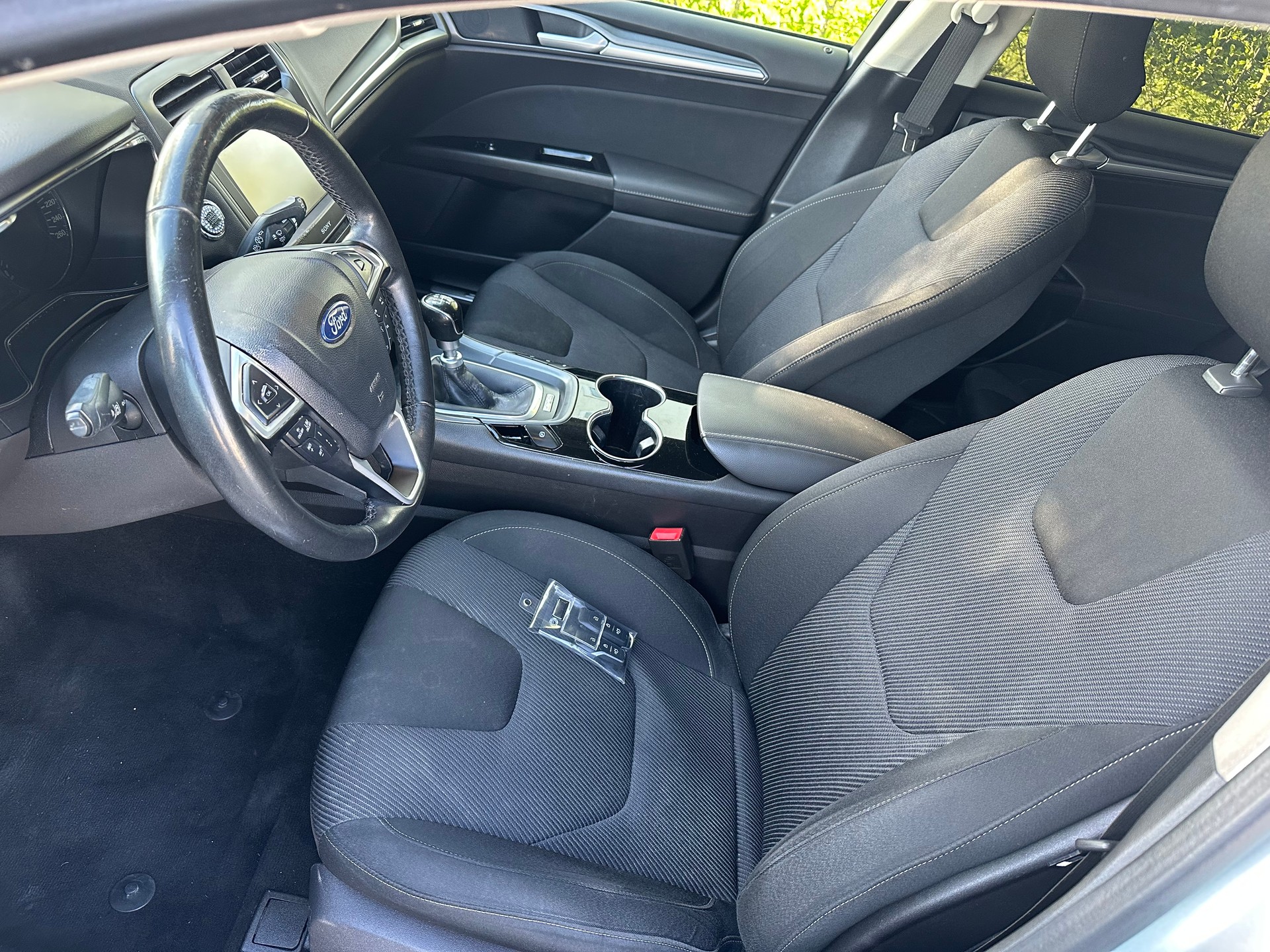 FORD Mondeo 1.5 EcoBoost SCTi Trend-image-6