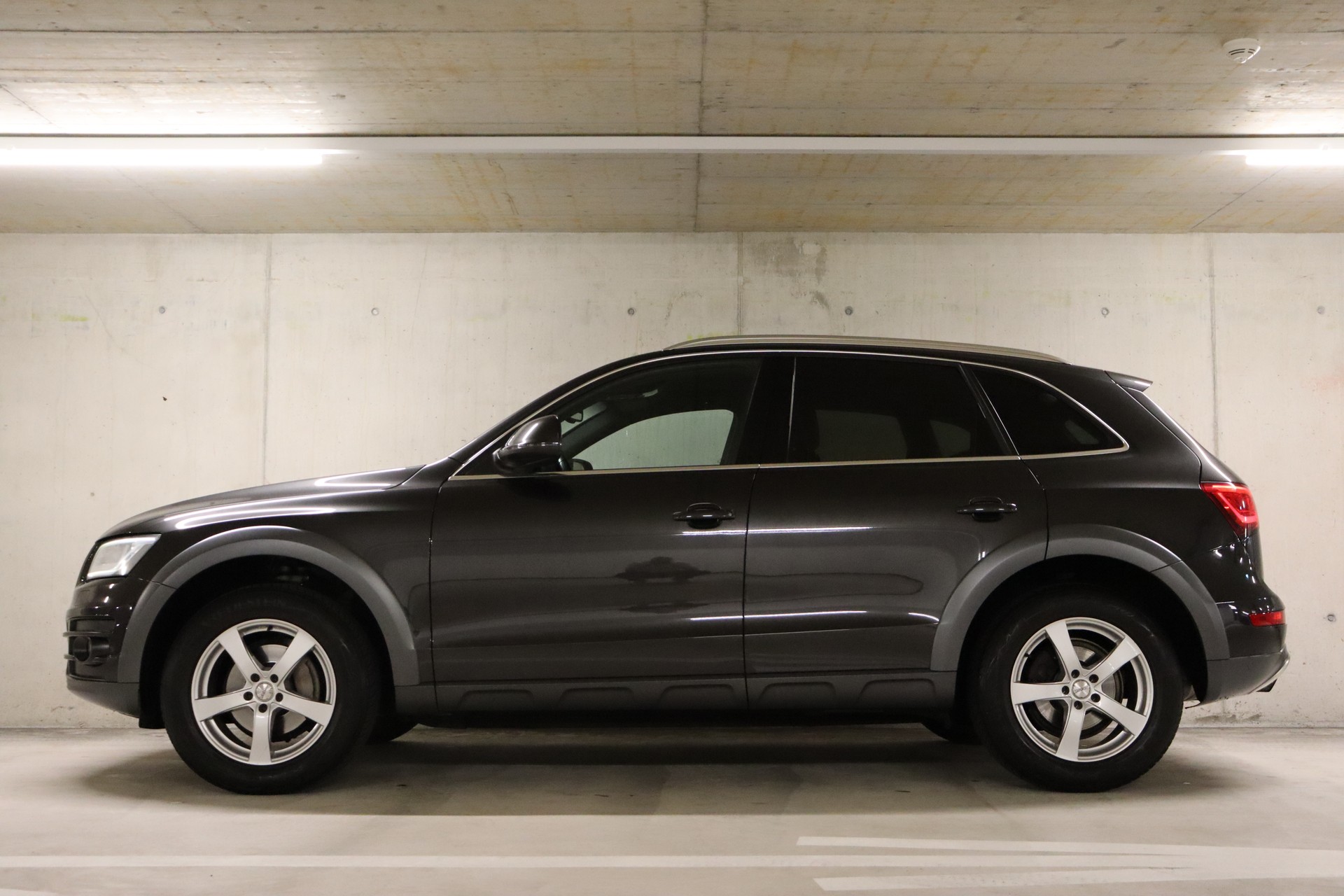AUDI Q5 2.0 TFSI QUATTRO TIPTRONIC **TEMPOMAT**CH-FAHRZEUG**8-FACH RÄDER**AB MFK**-image-6