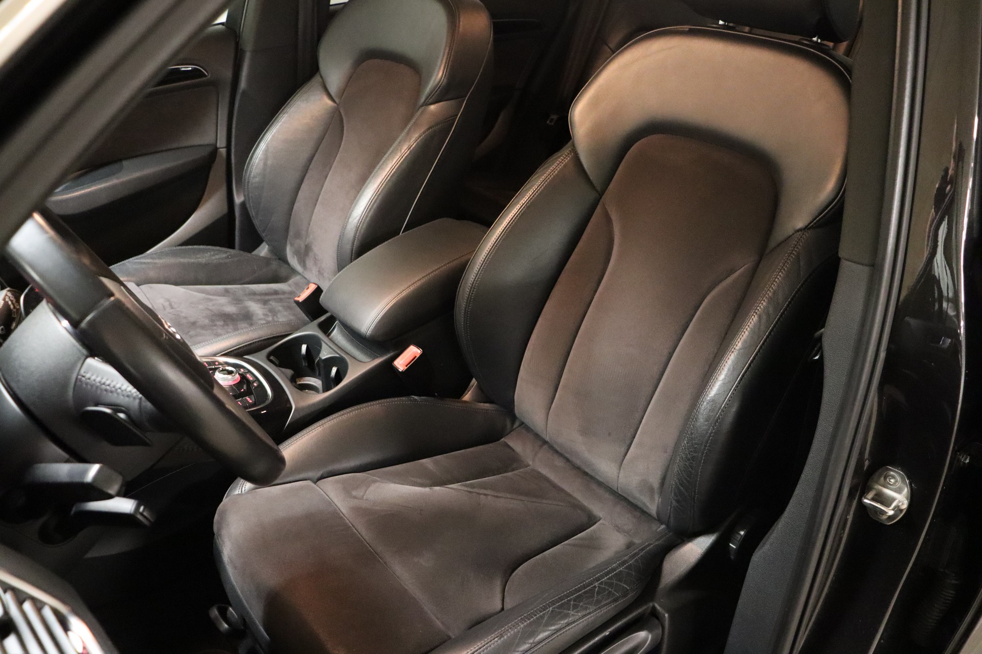 AUDI Q5 2.0 TFSI QUATTRO TIPTRONIC **TEMPOMAT**CH-FAHRZEUG**8-FACH RÄDER**AB MFK**-image-12