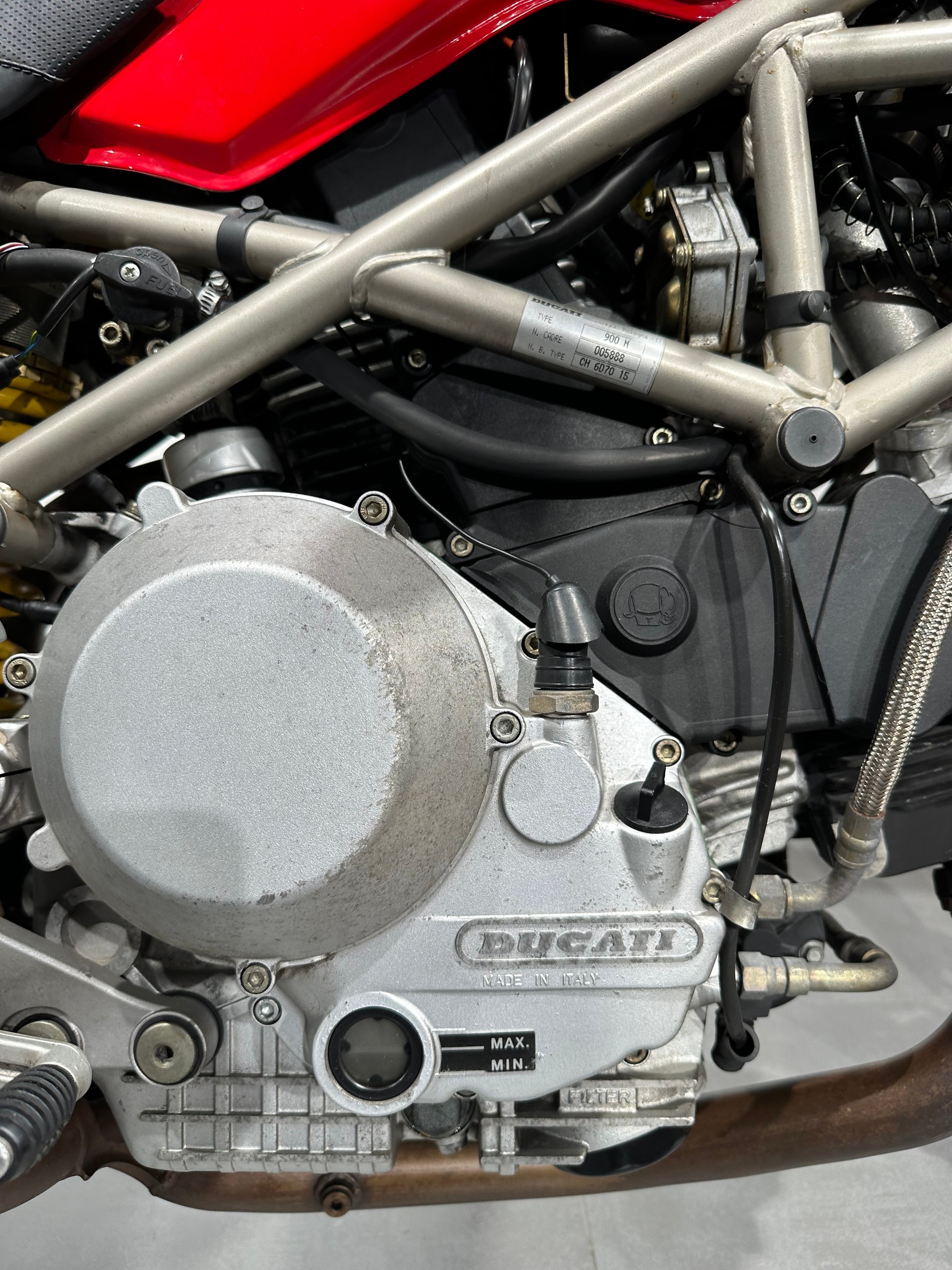 DUCATI Monster 900-image-9