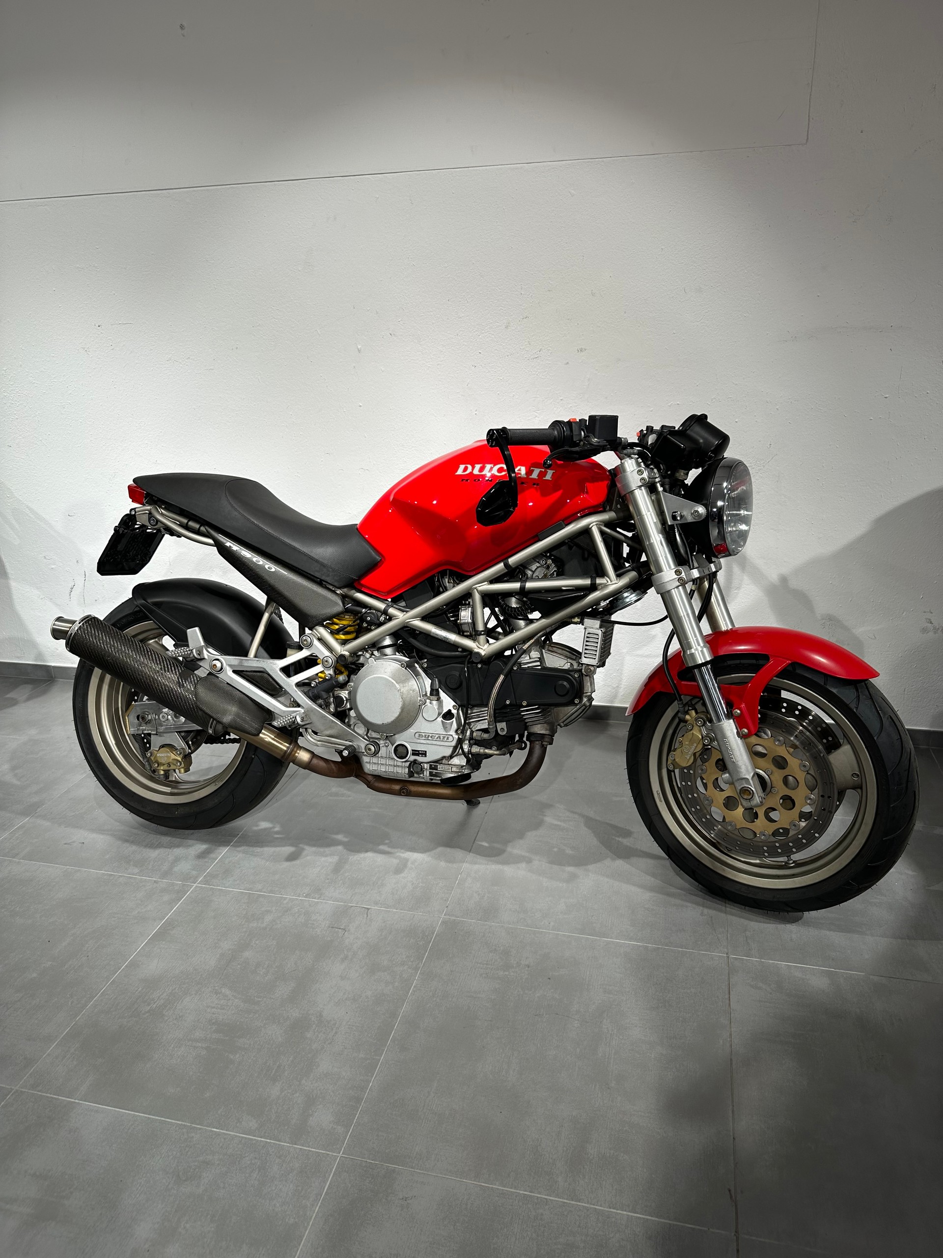DUCATI Monster 900-image-13