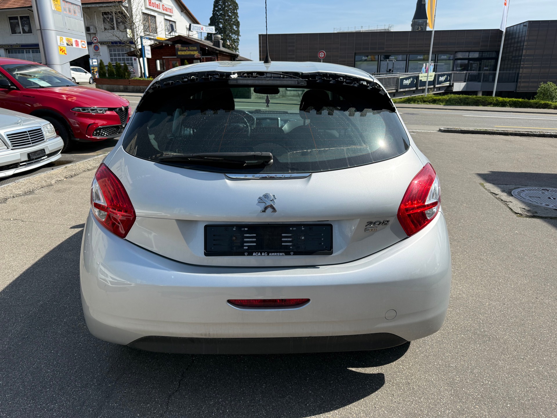 PEUGEOT 208 1.2 e-VTI Active EGS5-image-3