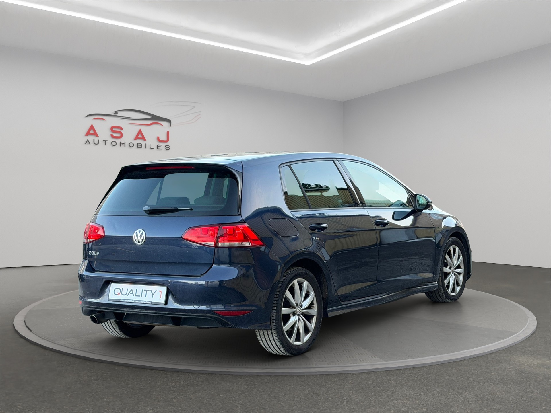 VW Golf 1.2 TSI Lounge R-Line-image-4