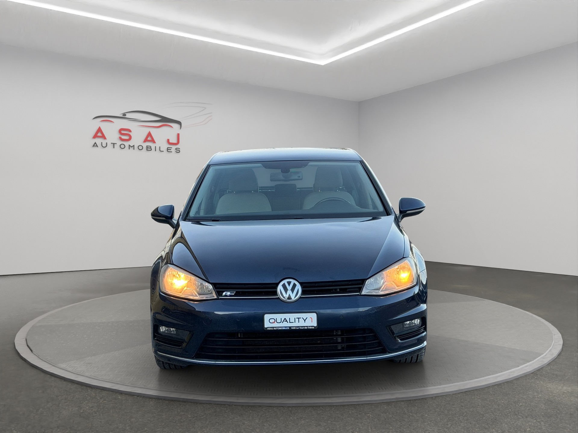 VW Golf 1.2 TSI Lounge R-Line-image-1