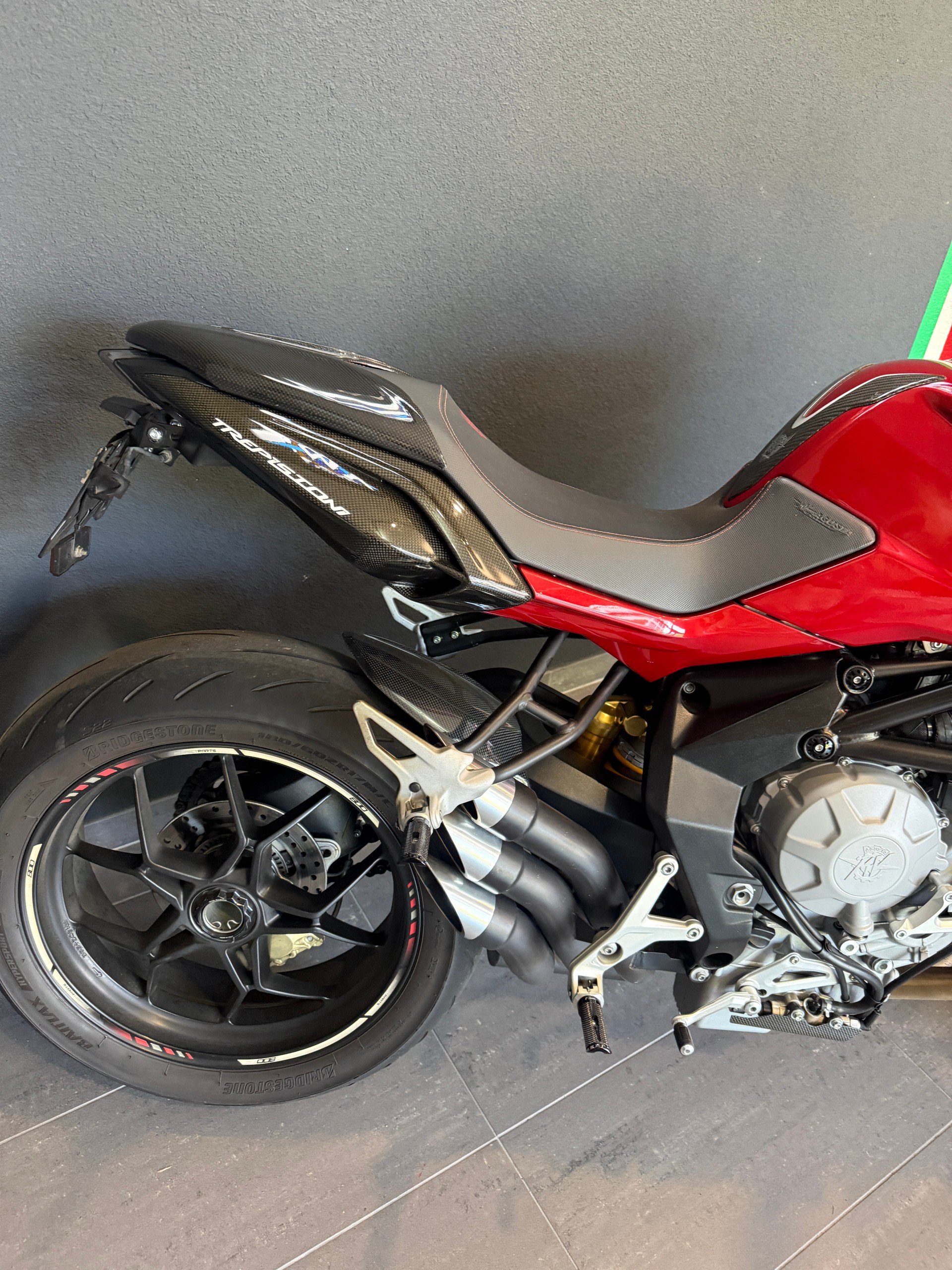 MV AGUSTA B3 Brutale 800 EAS-image-3