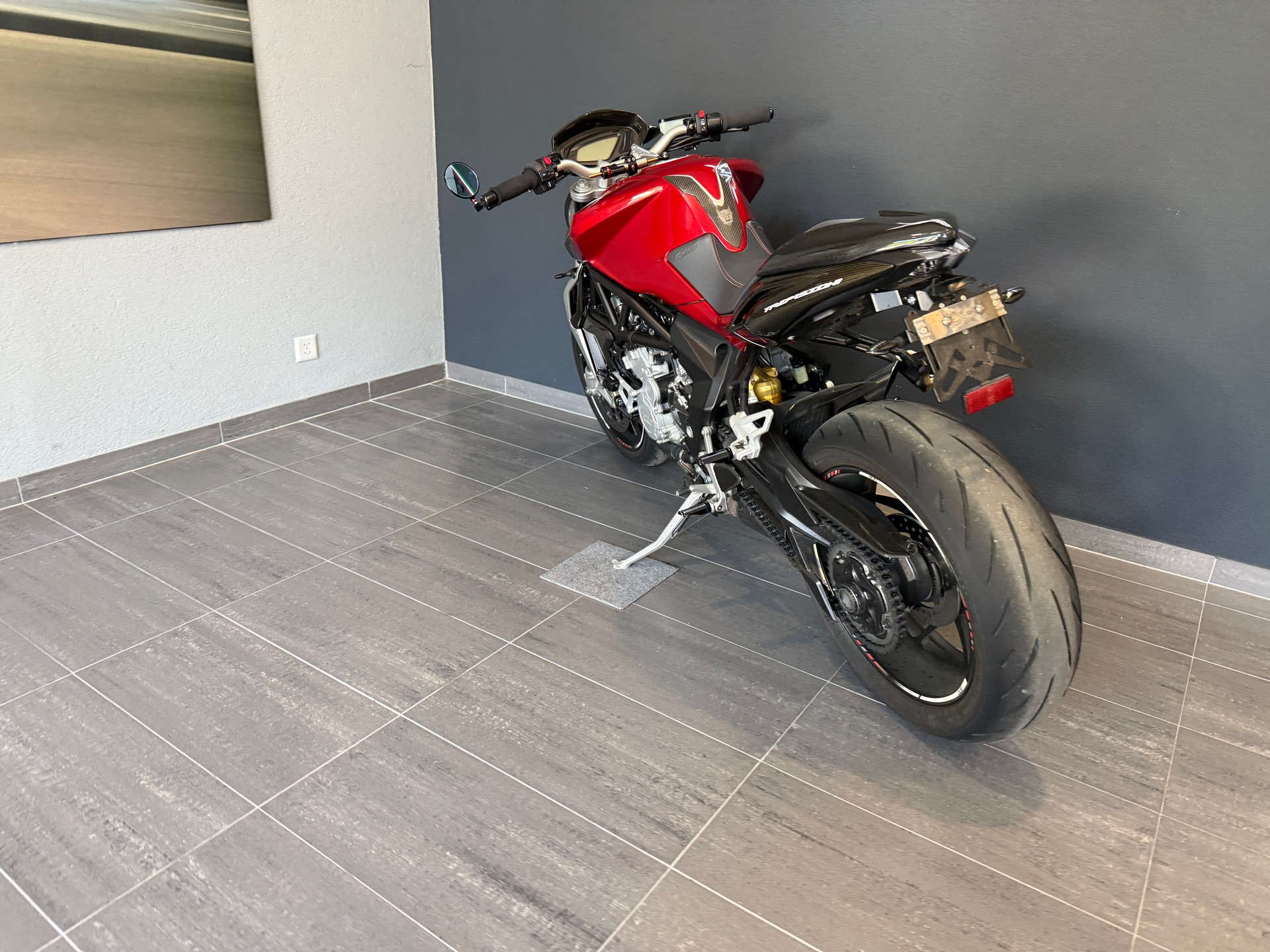 MV AGUSTA B3 Brutale 800 EAS-image-9