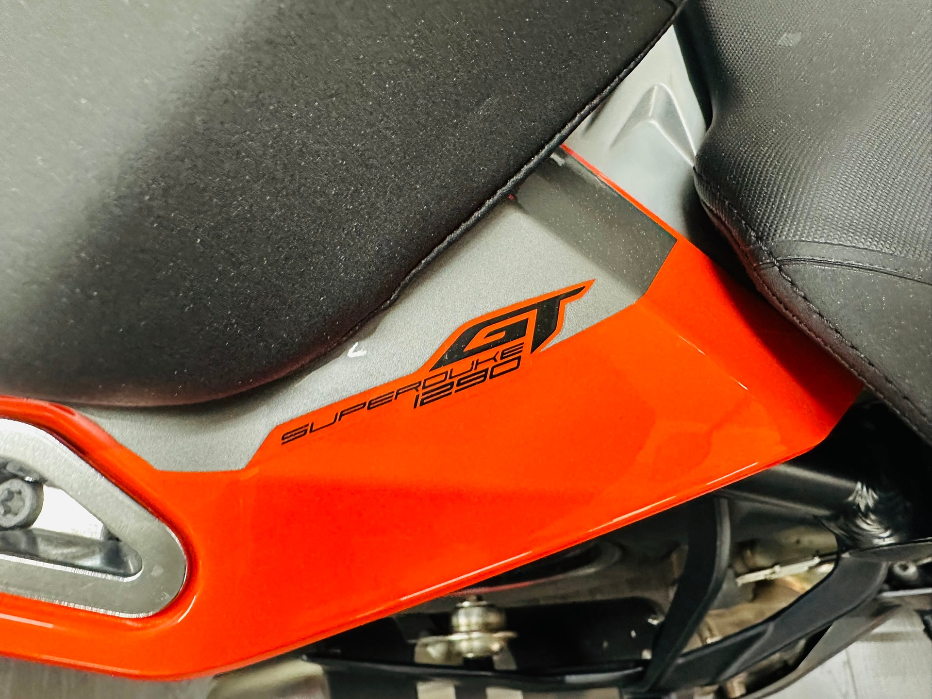 KTM 1290 Super Duke GT-image-7