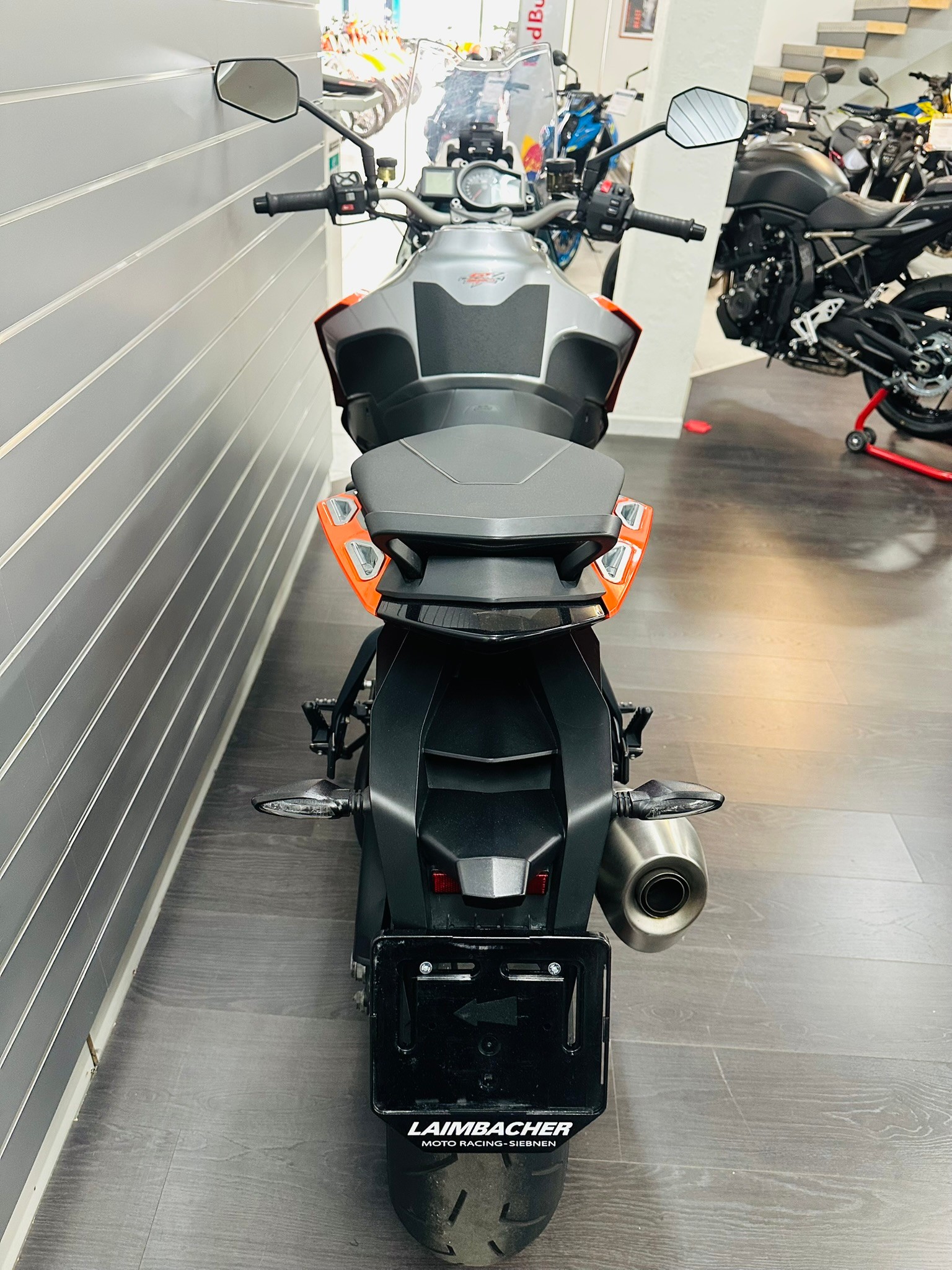 KTM 1290 Super Duke GT-image-8