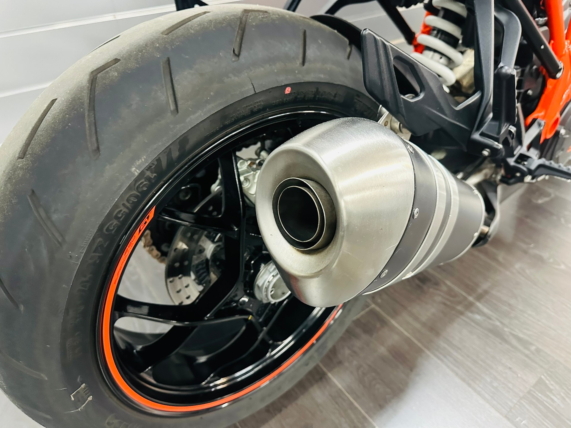 KTM 1290 Super Duke GT-image-6