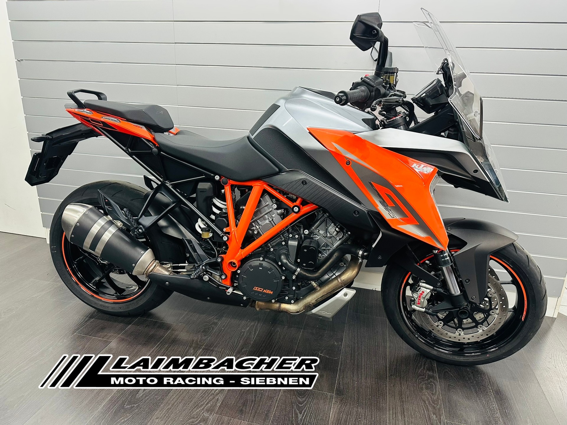 KTM 1290 Super Duke GT-image-2