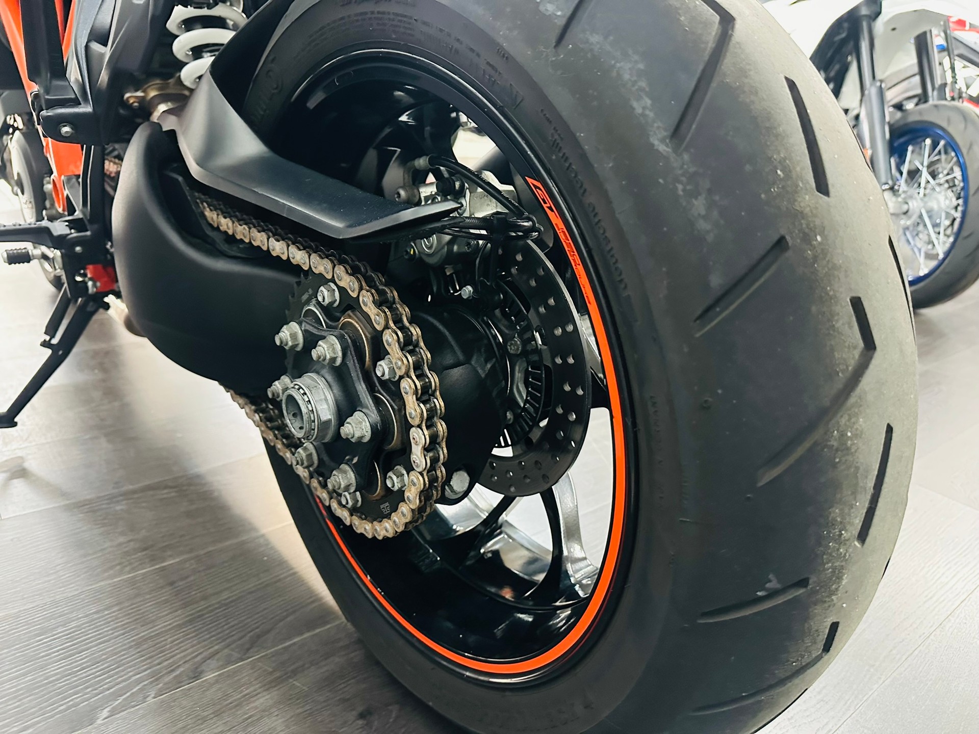 KTM 1290 Super Duke GT-image-10