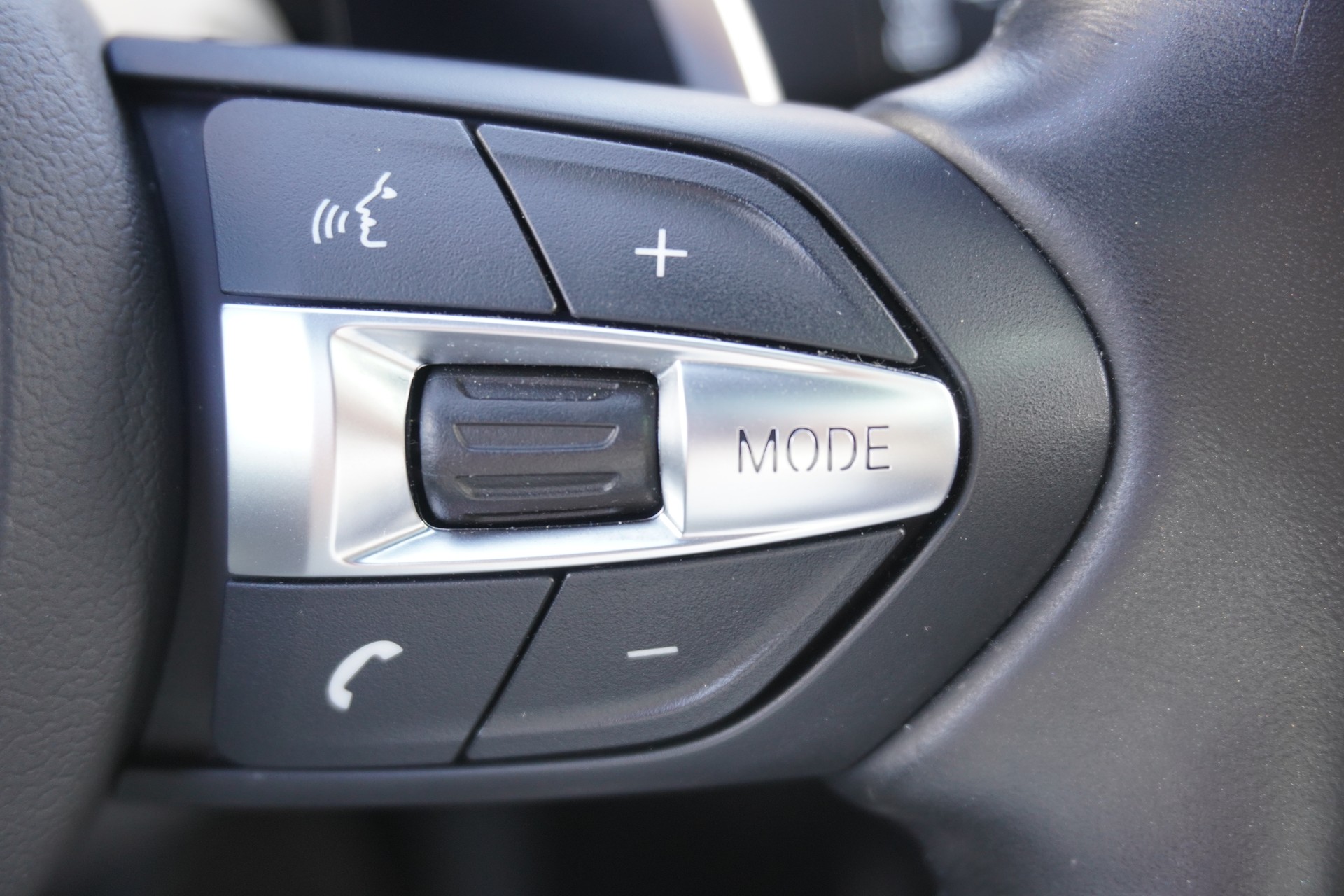 BMW X2 xDrive 20i-image-21