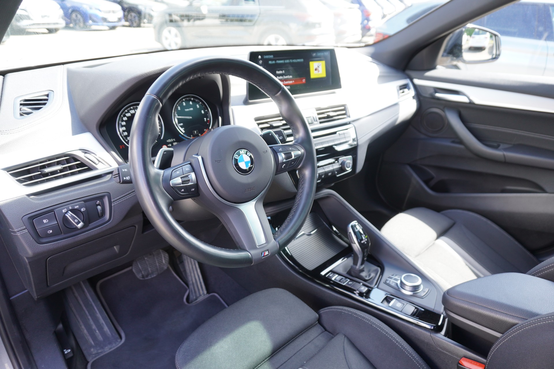 BMW X2 xDrive 20i-image-12