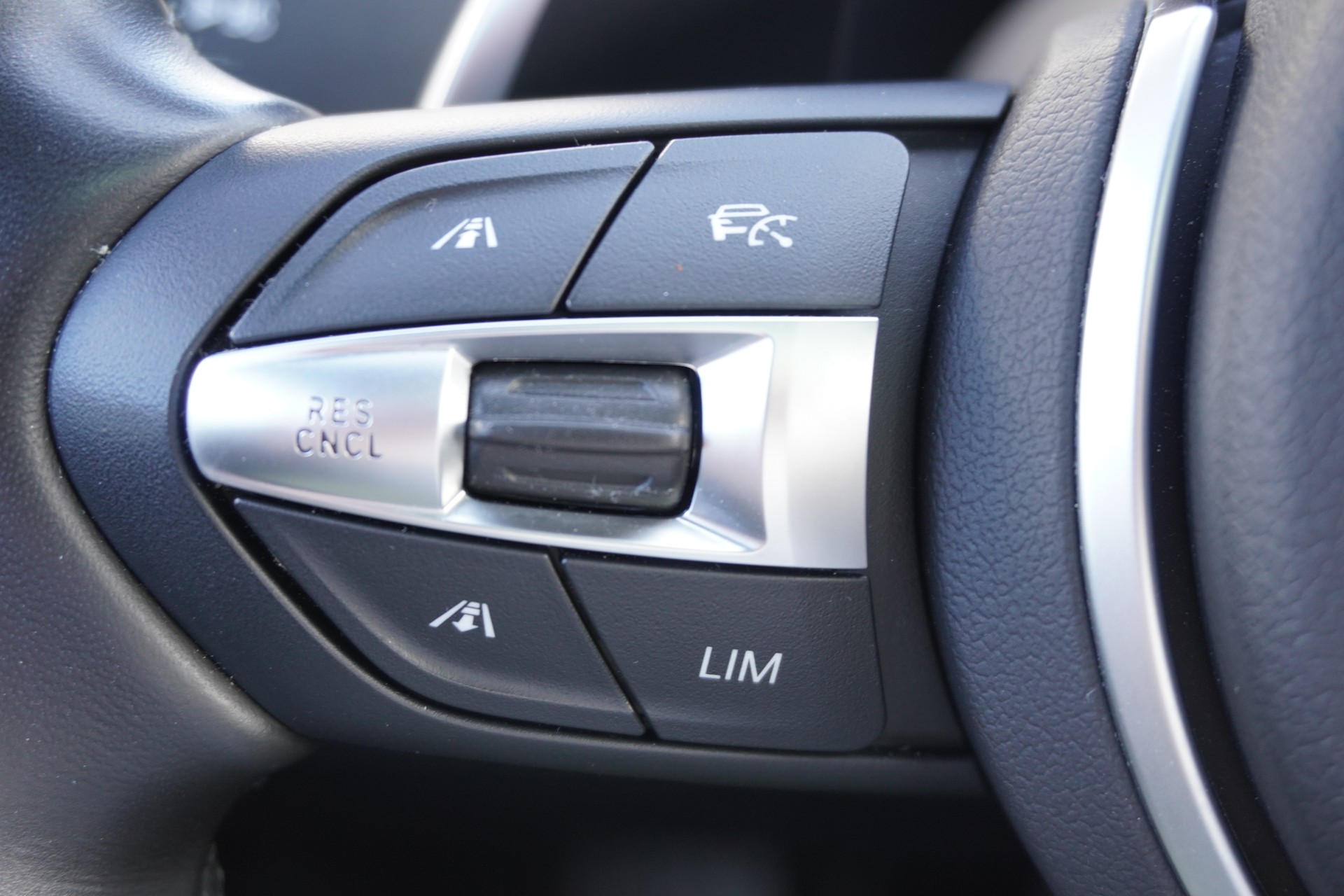 BMW X2 xDrive 20i-image-20