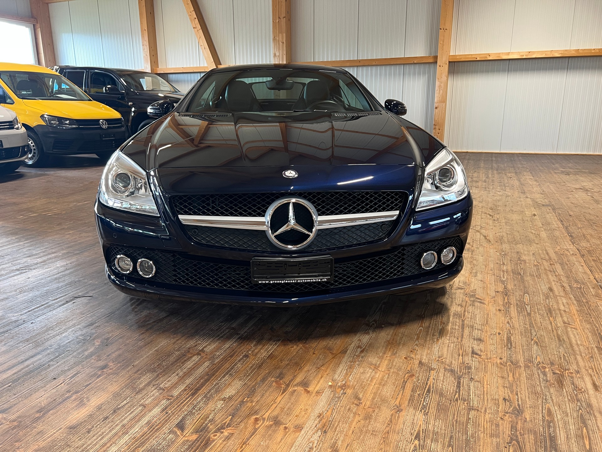 MERCEDES-BENZ SLK 250 7G-Tronic-showroom-element-1