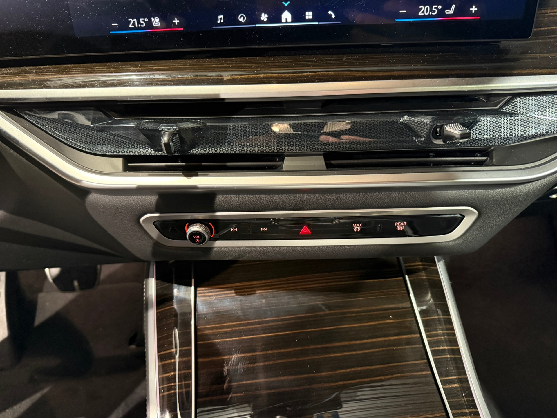 BMW X5 xDrive 48V 30d M Sport Steptronic-image-21