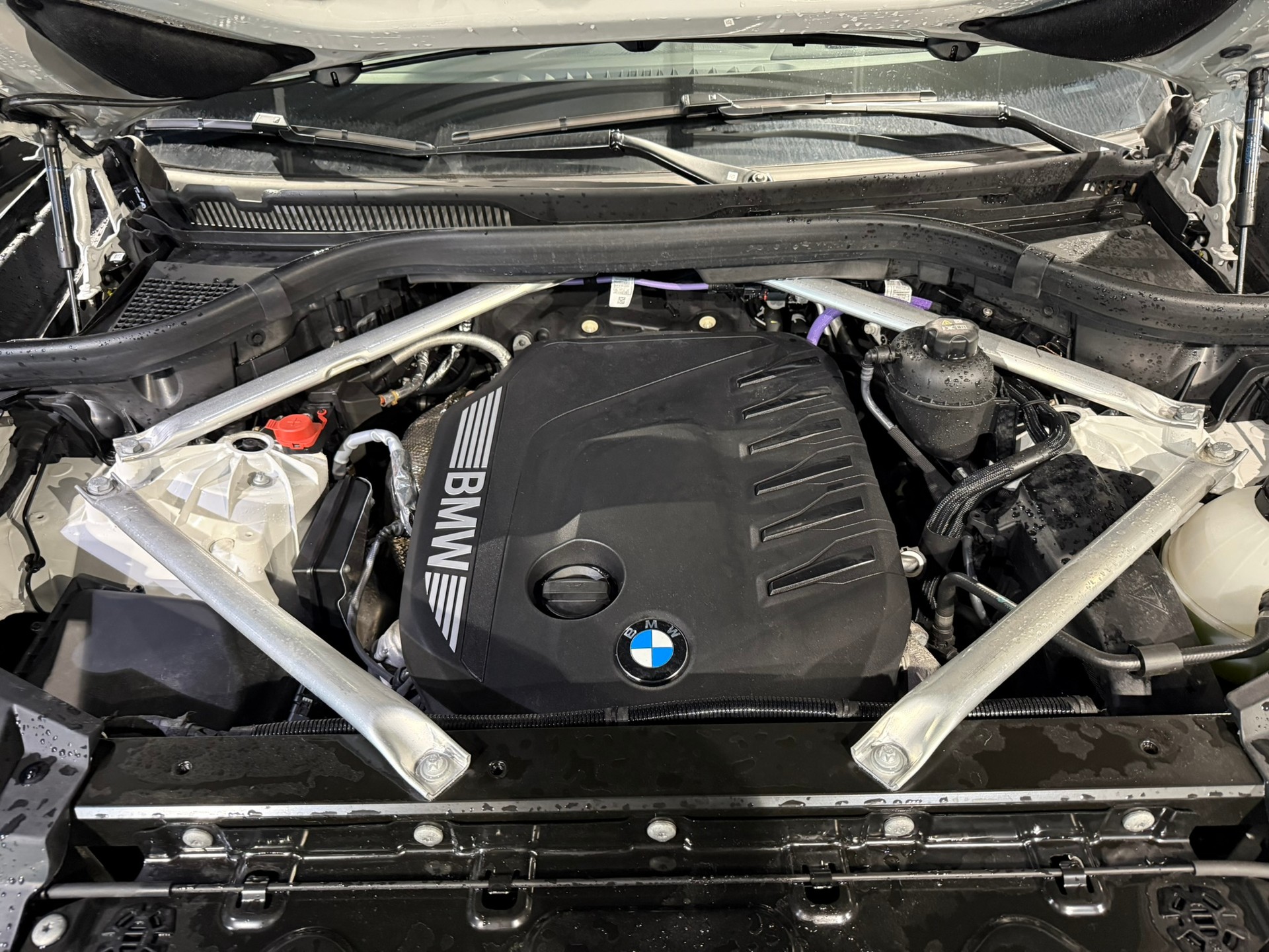 BMW X5 xDrive 48V 30d M Sport Steptronic-image-28
