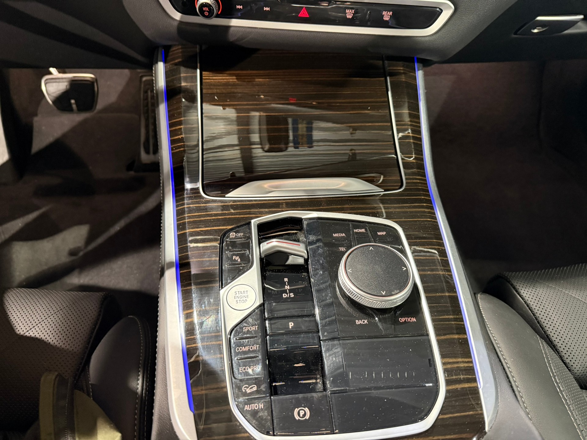 BMW X5 xDrive 48V 30d M Sport Steptronic-image-25