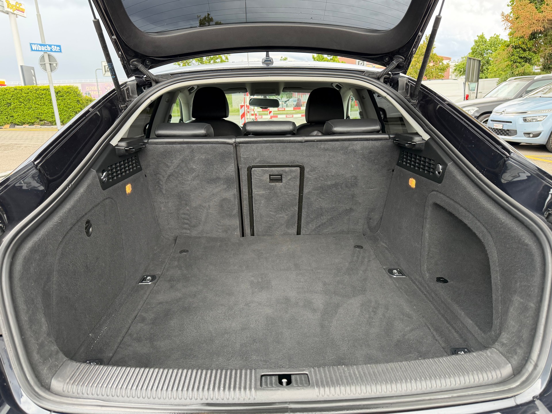 AUDI A5 Sportback 2.0 TFSI quattro S-tronic-image-11
