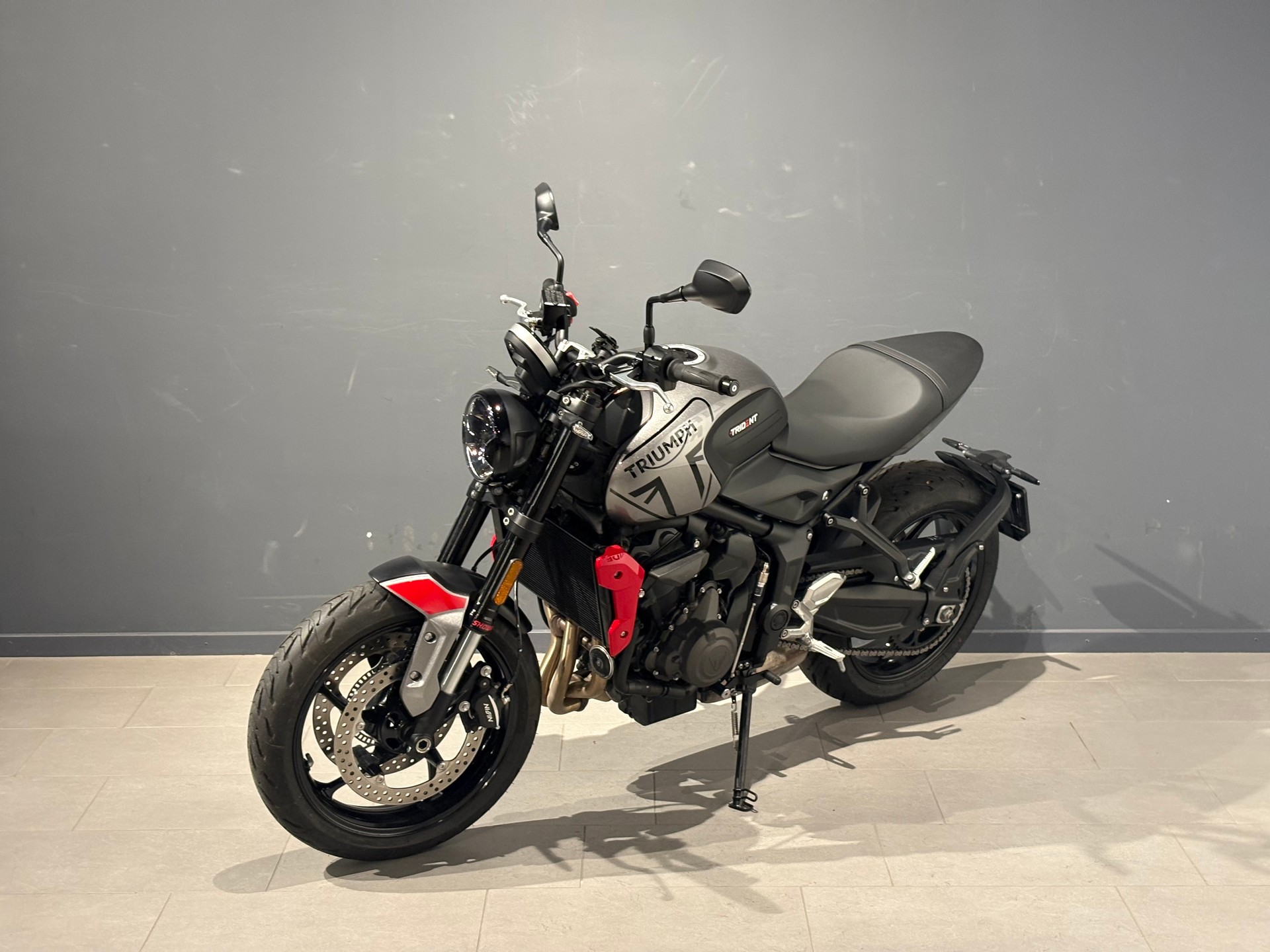 TRIUMPH Trident 660-image-2