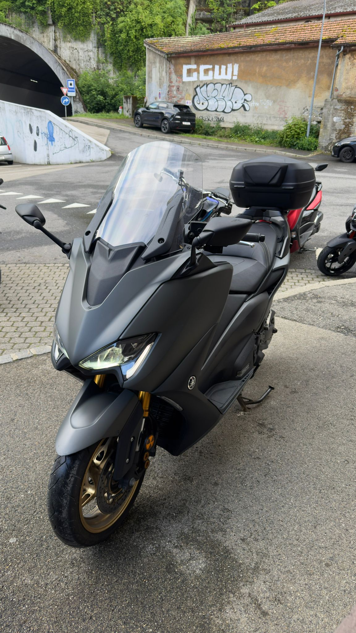 YAMAHA T-MAX Tech-Max XP 560-image-1