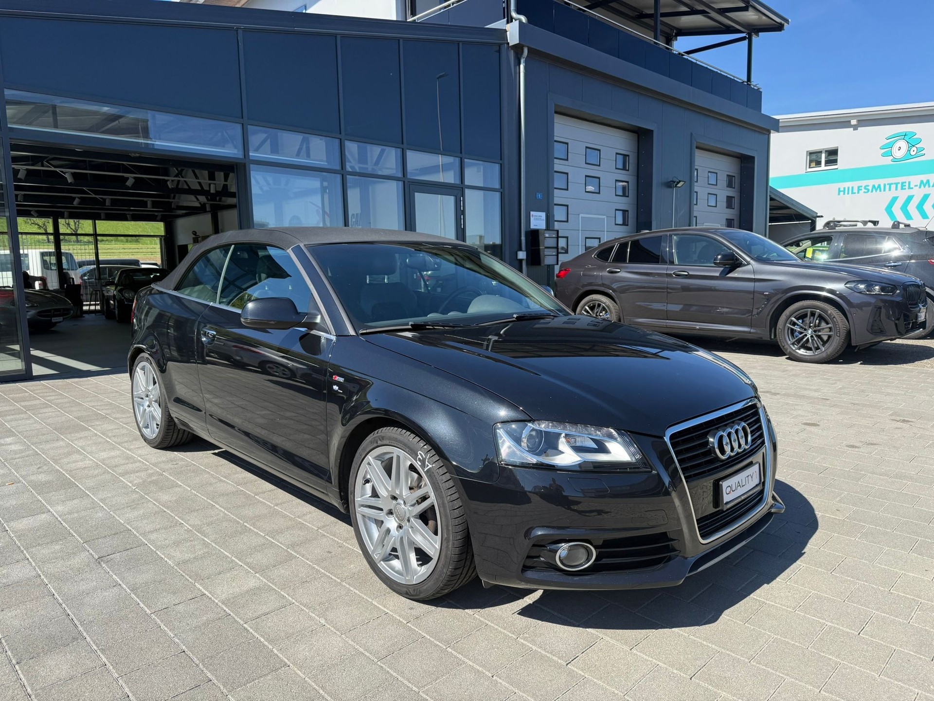 AUDI A3 Cabriolet 1.8 TFSI Ambition-image-6