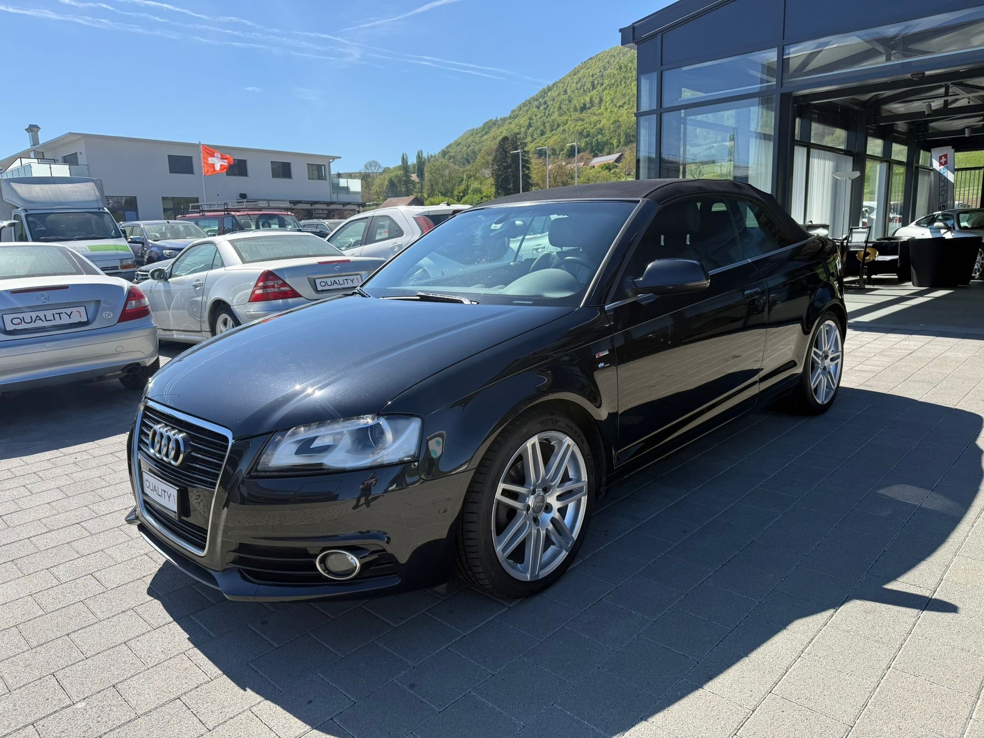 AUDI A3 Cabriolet 1.8 TFSI Ambition-image-5