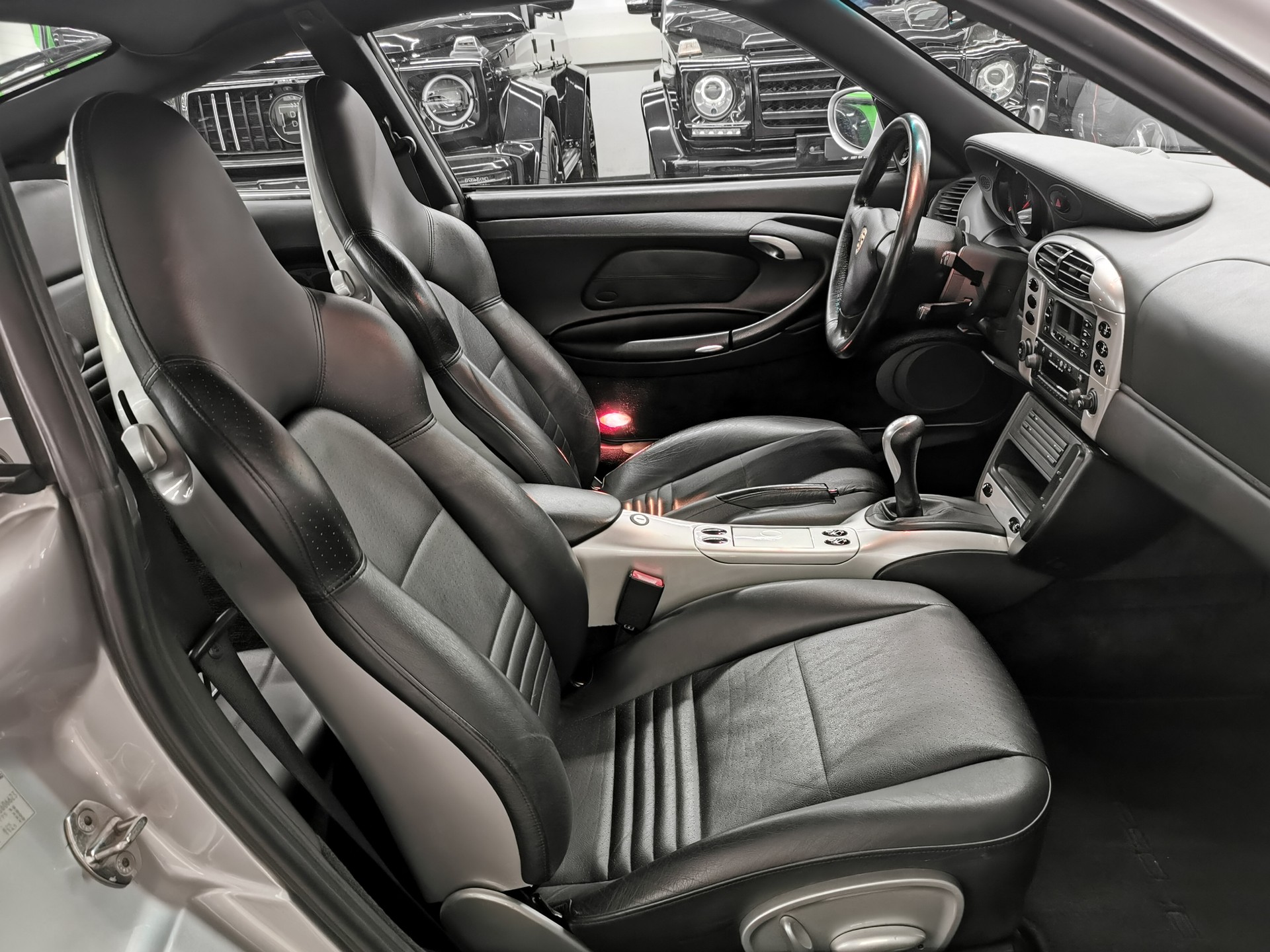 PORSCHE 911 Carrera 4 GT3 Aerokit-image-14