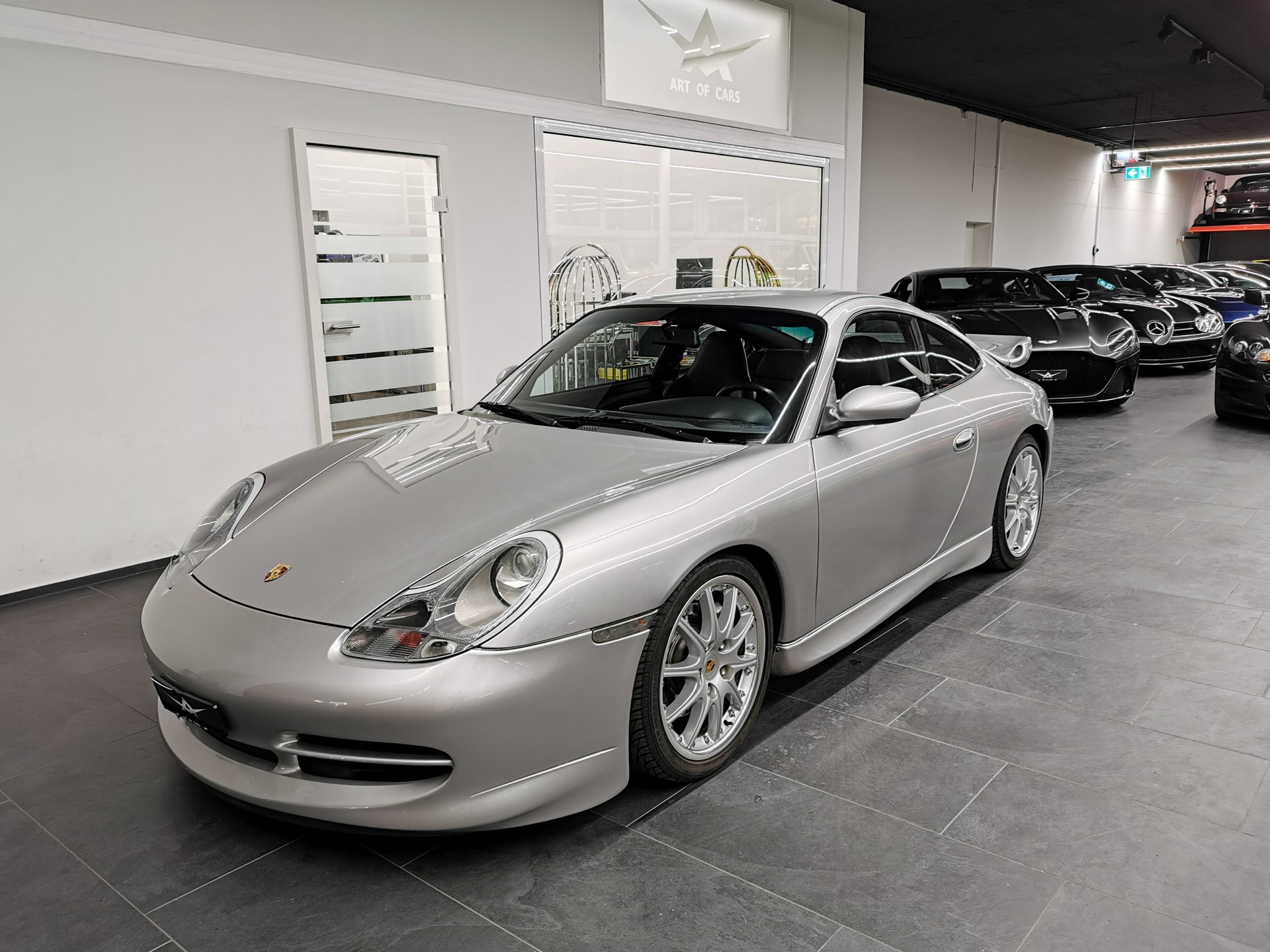 PORSCHE 911 Carrera 4 GT3 Aerokit-image-2