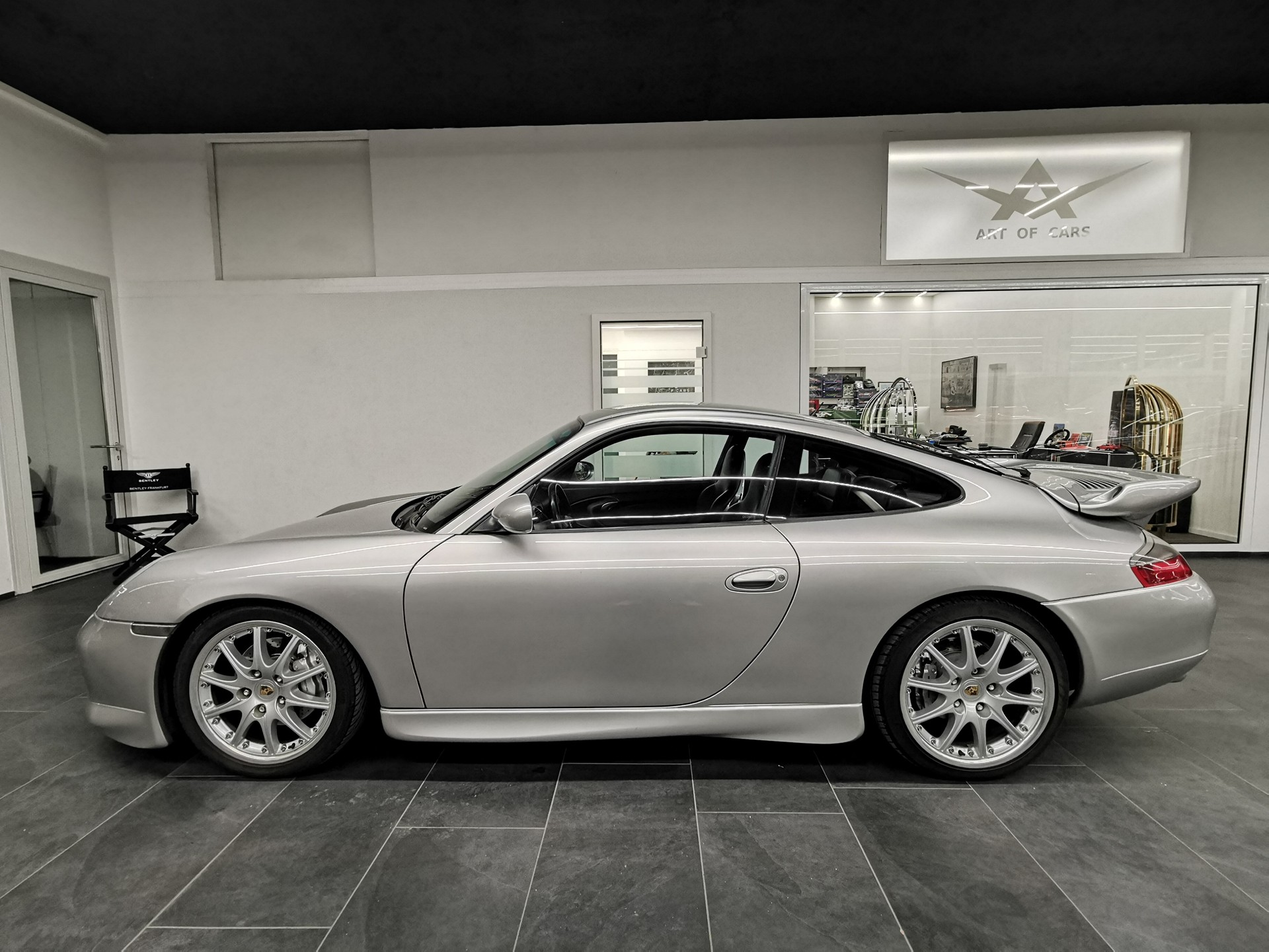 PORSCHE 911 Carrera 4 GT3 Aerokit-image-3