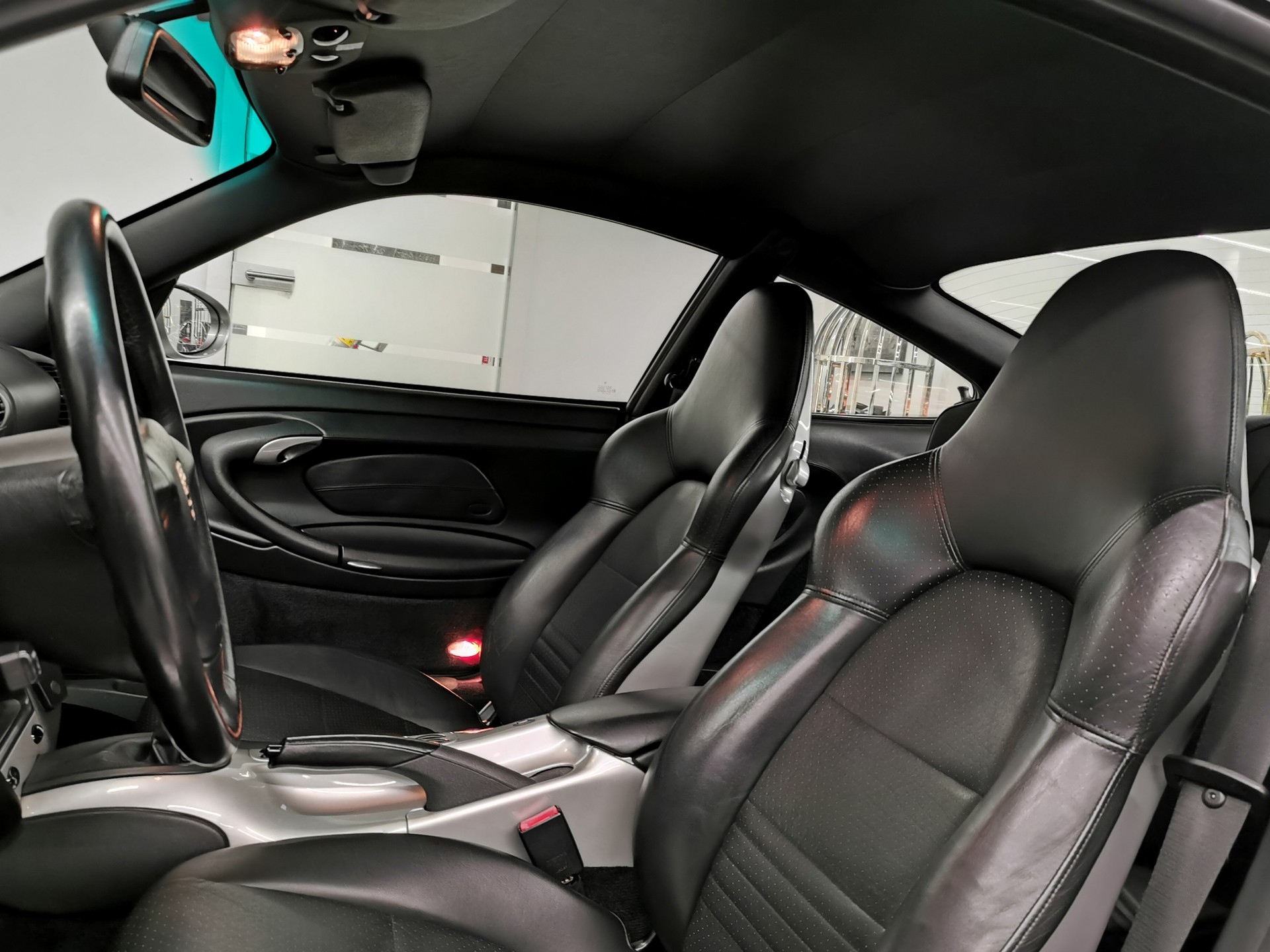 PORSCHE 911 Carrera 4 GT3 Aerokit-image-13