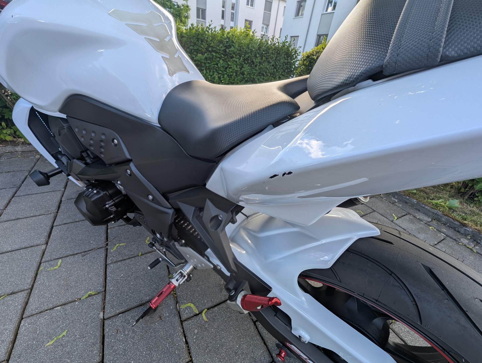 KAWASAKI Z 750 ABS-image-9