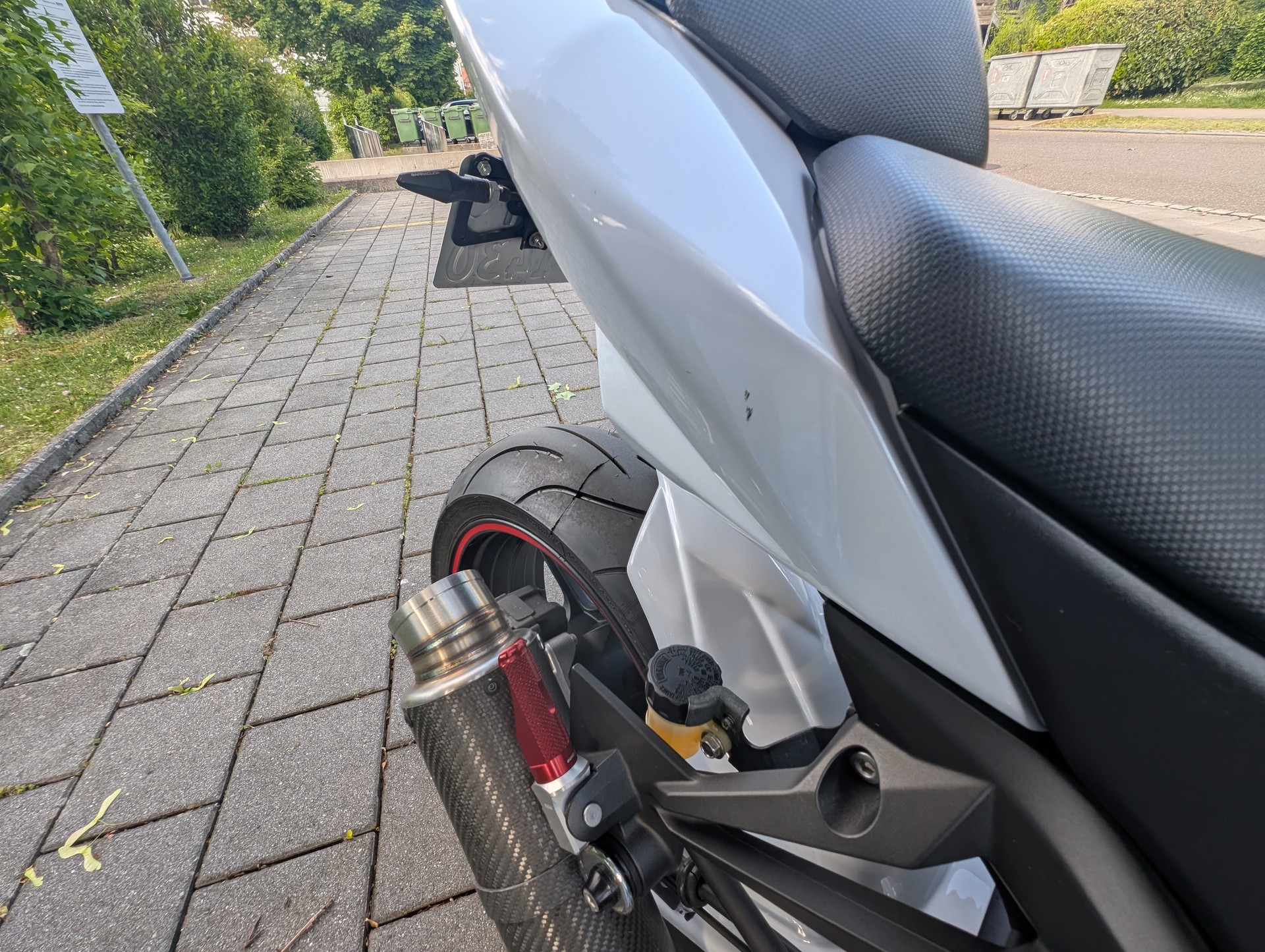 KAWASAKI Z 750 ABS-image-11