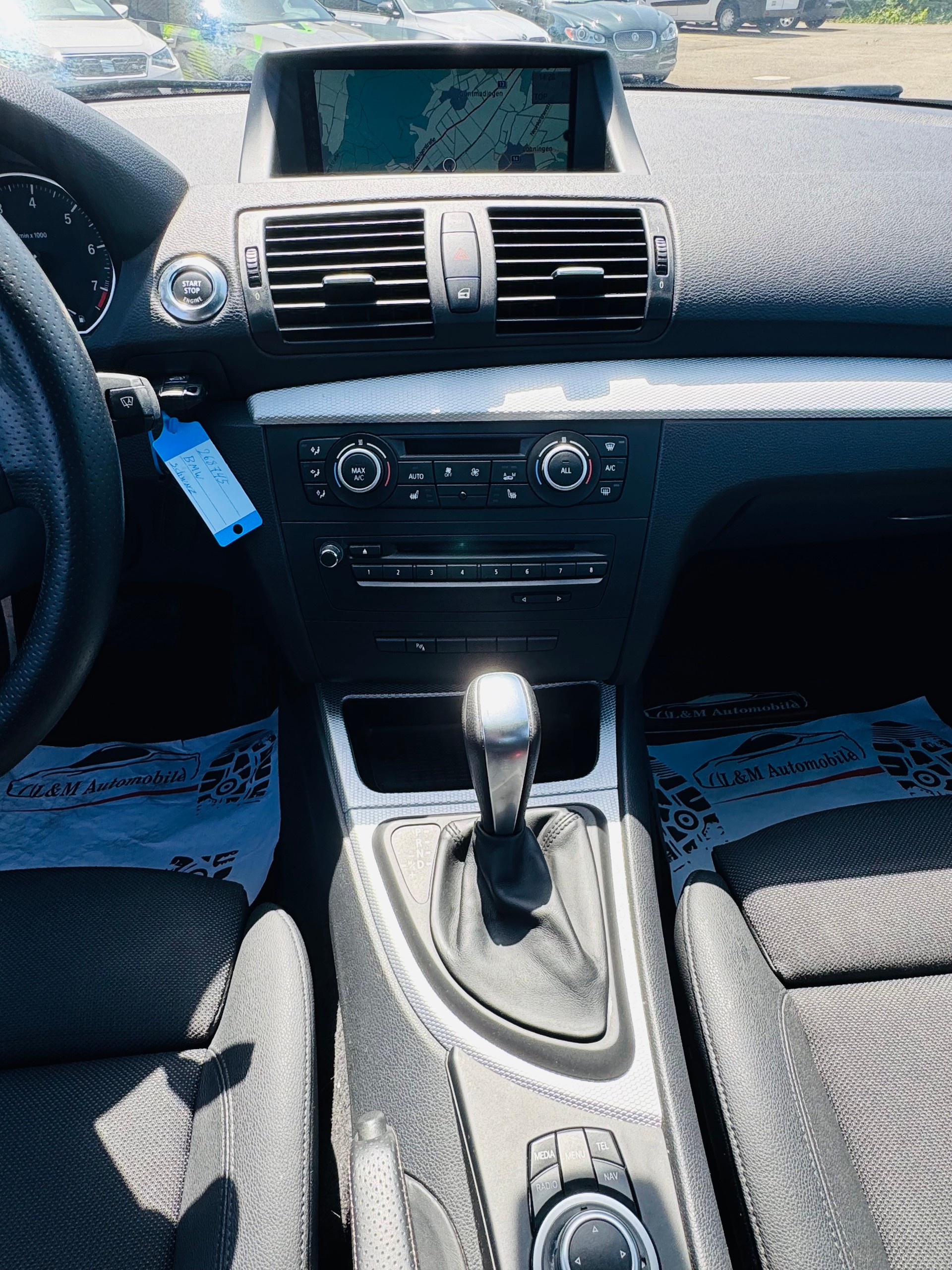 BMW 125i Coupé Steptronic M-Sport-image-9