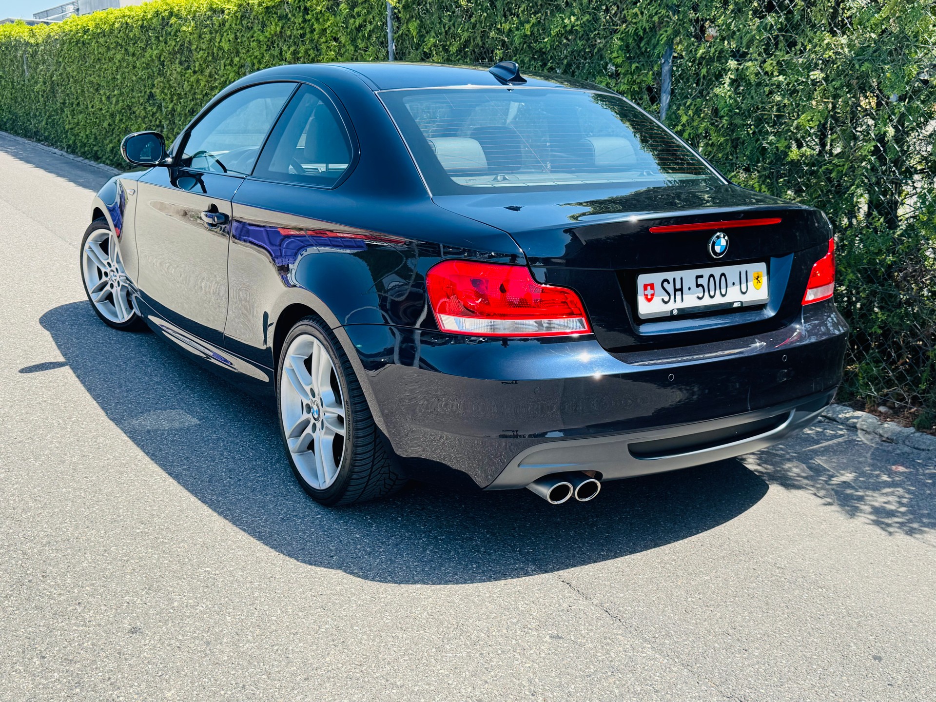 BMW 125i Coupé Steptronic M-Sport-image-4