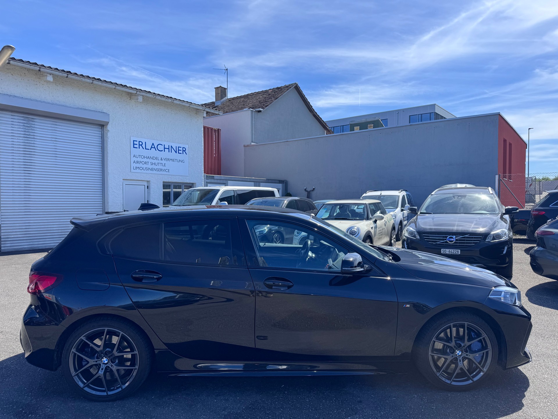 BMW M135i xDrive Steptronic-image-5