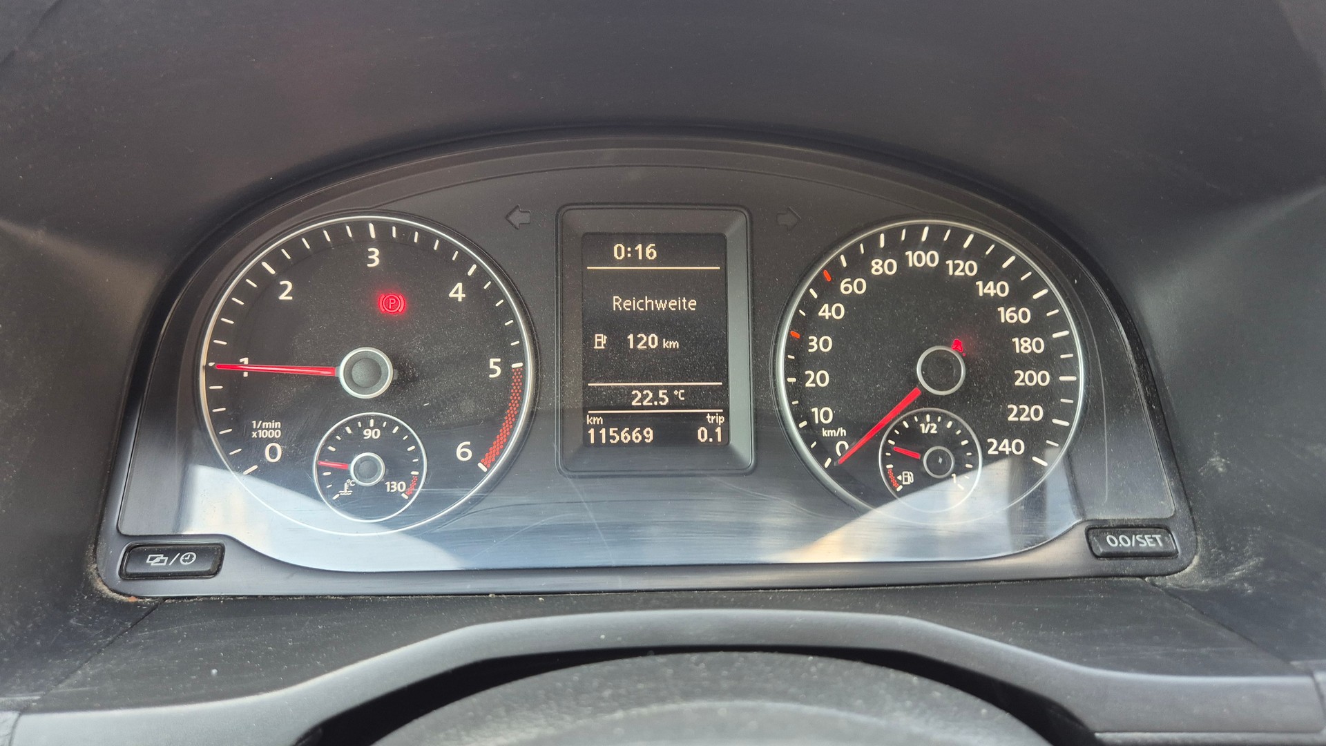 VW Caddy Alltrack 2.0 TDI 4M-image-12