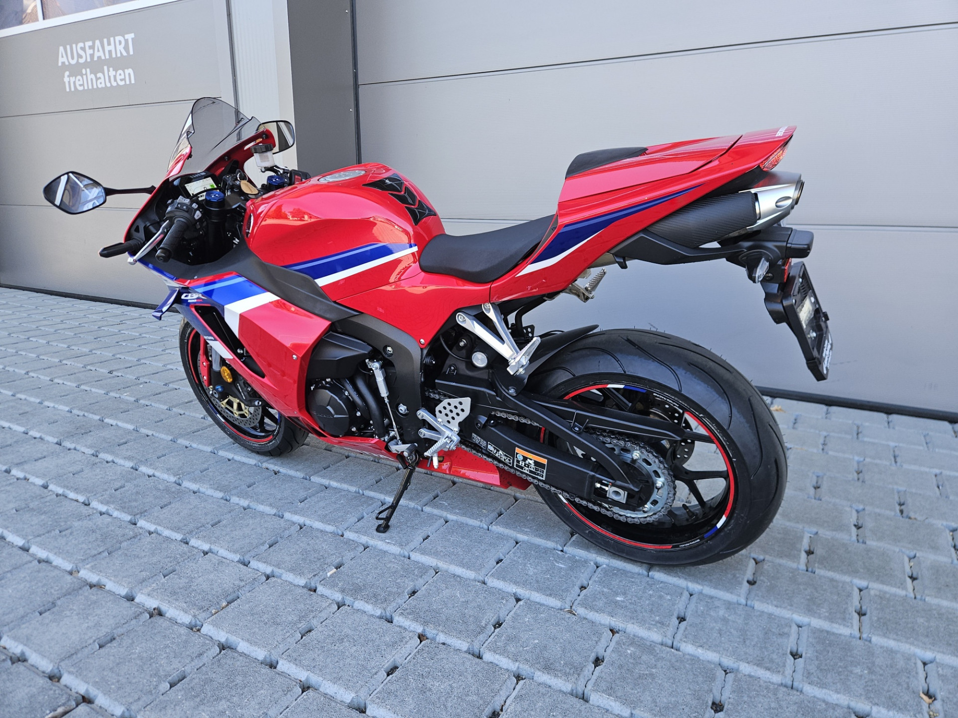 HONDA CBR 600 RR-image-3